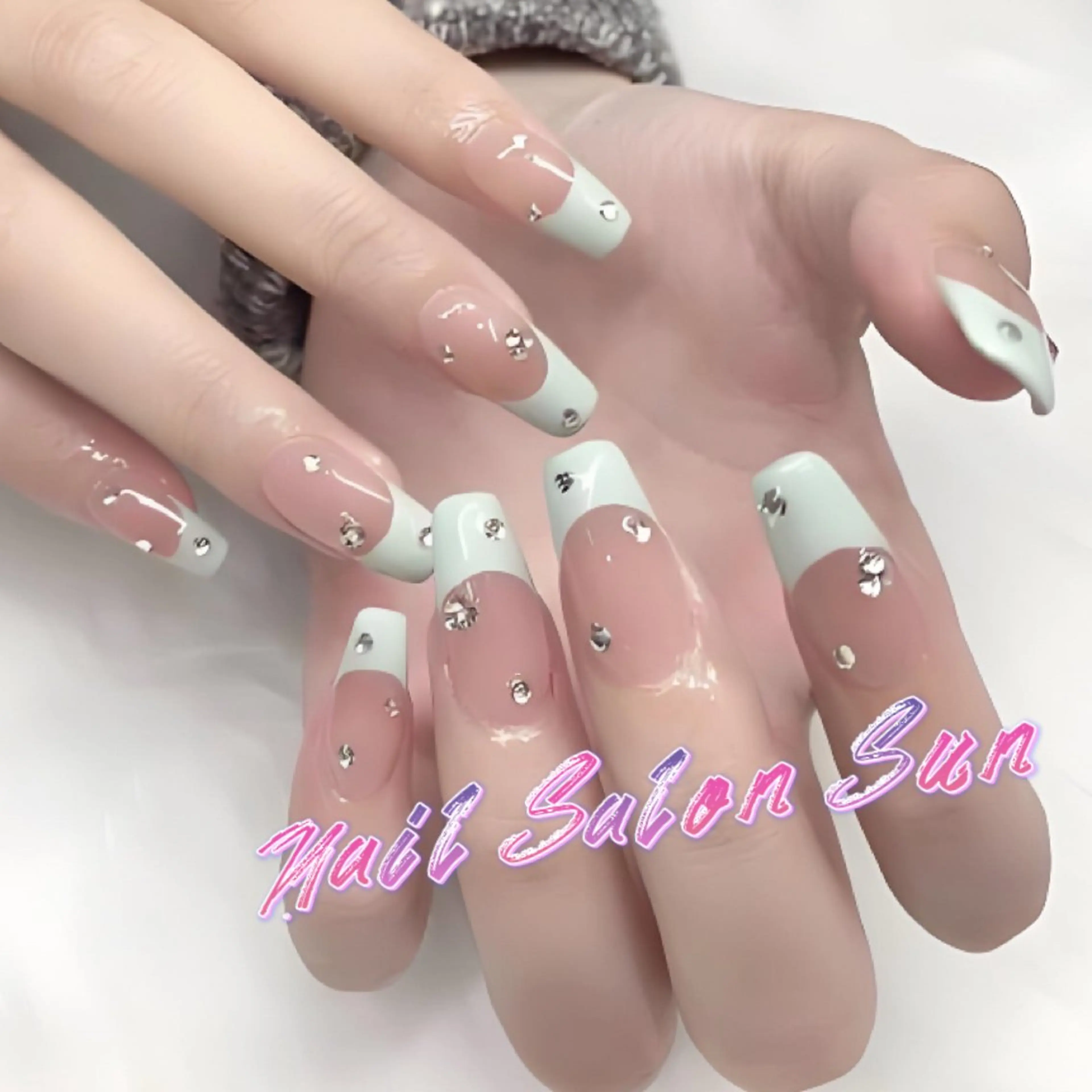 ネイル 長さ出し 持ち込み Sun Nail サン ネイルサロンのネイルデザイン