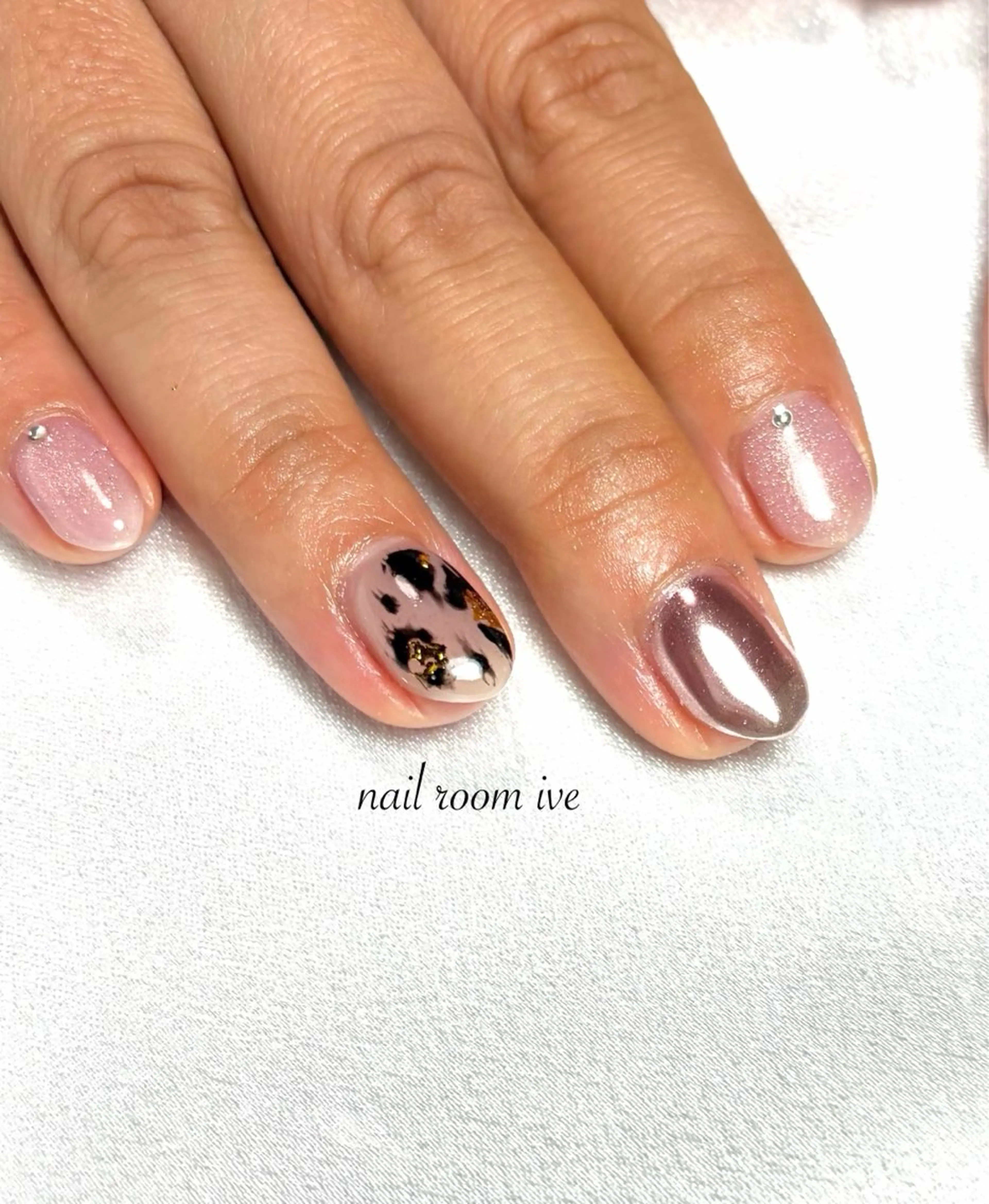 ネイル nail room IVEのネイルデザイン
