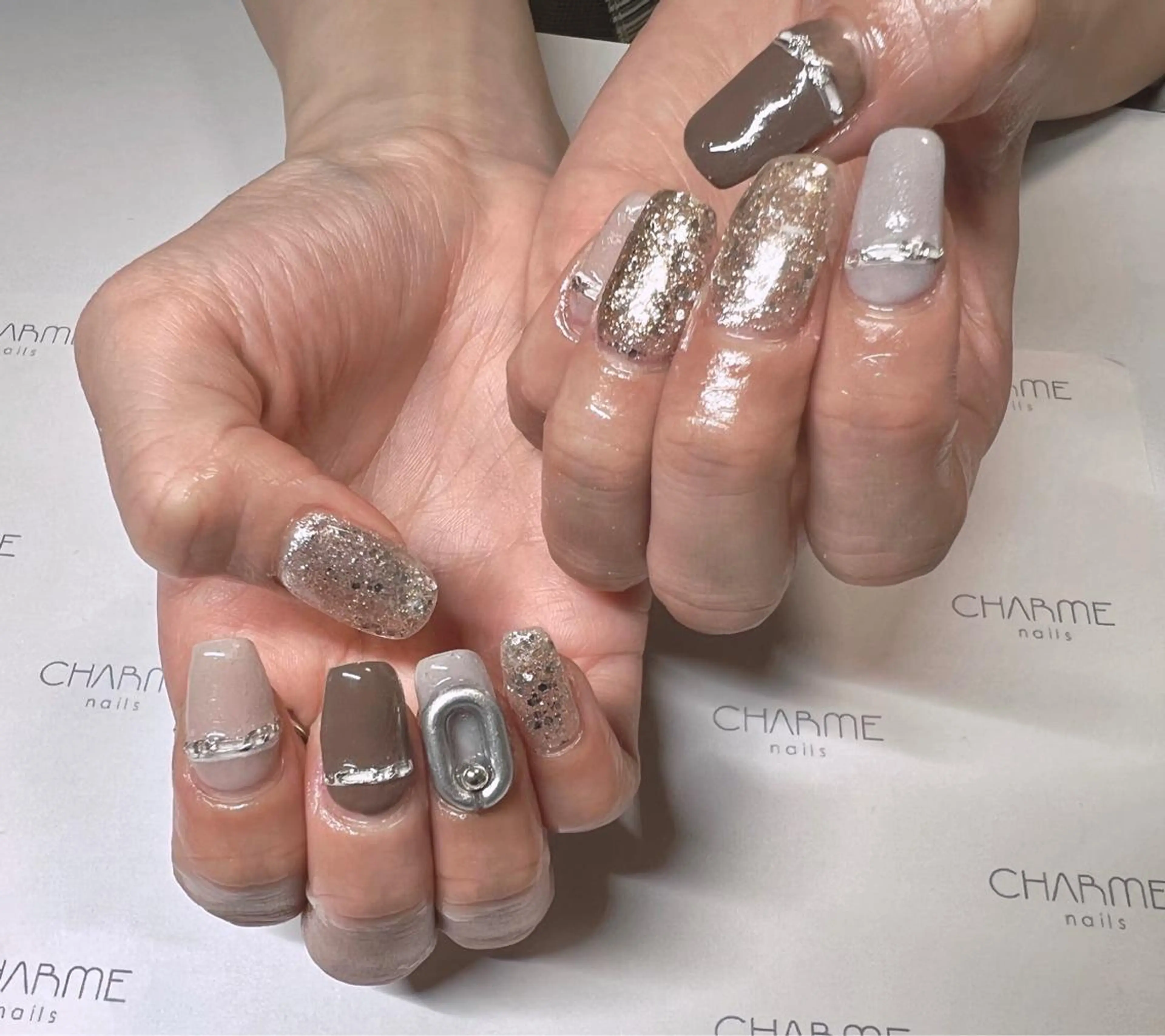 ネイル ハンドネイル CHARME 🤎〔RINA〕のネイルデザイン