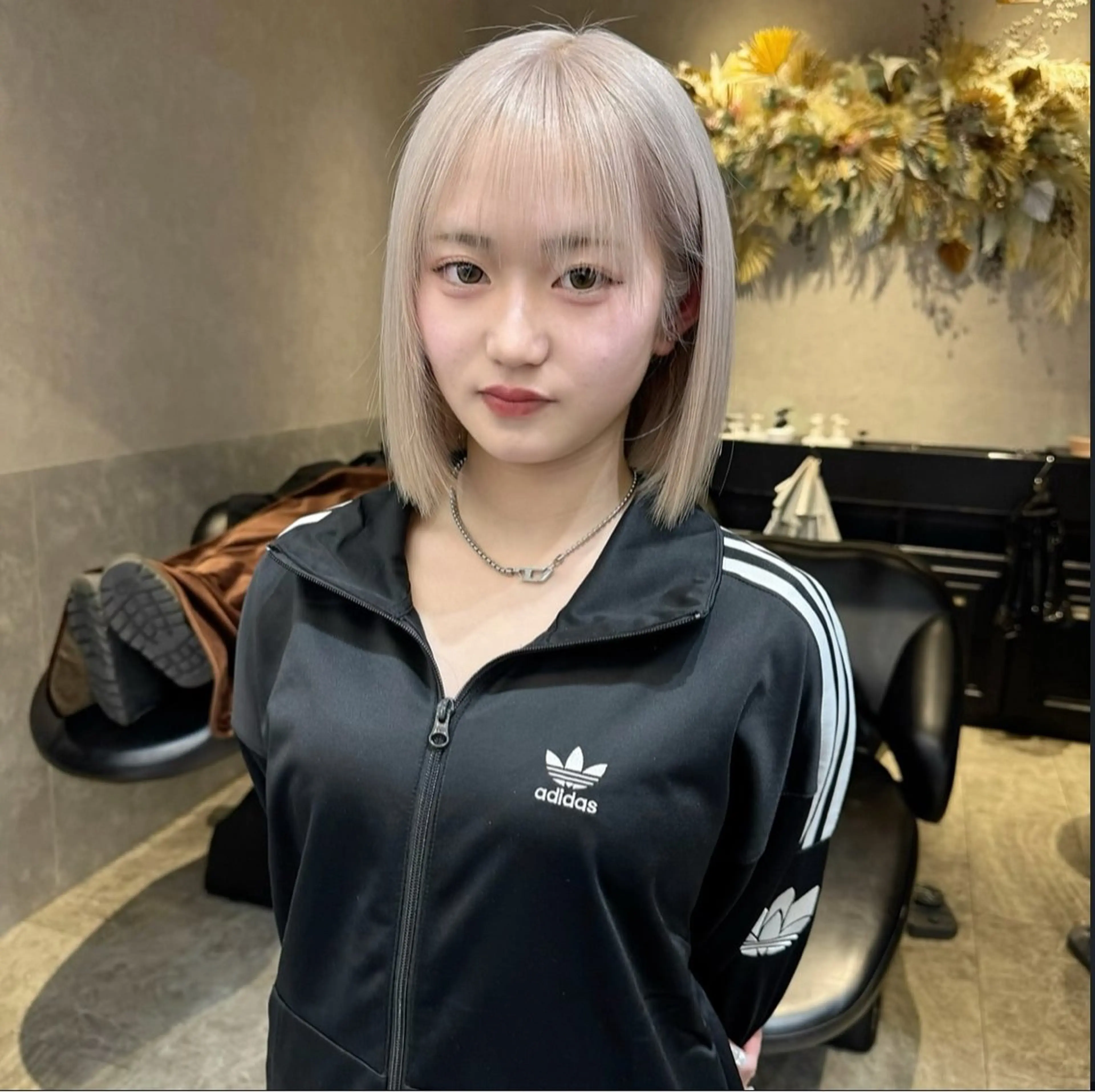 ミディアム ヘアカラー 璃 音のヘアスタイル