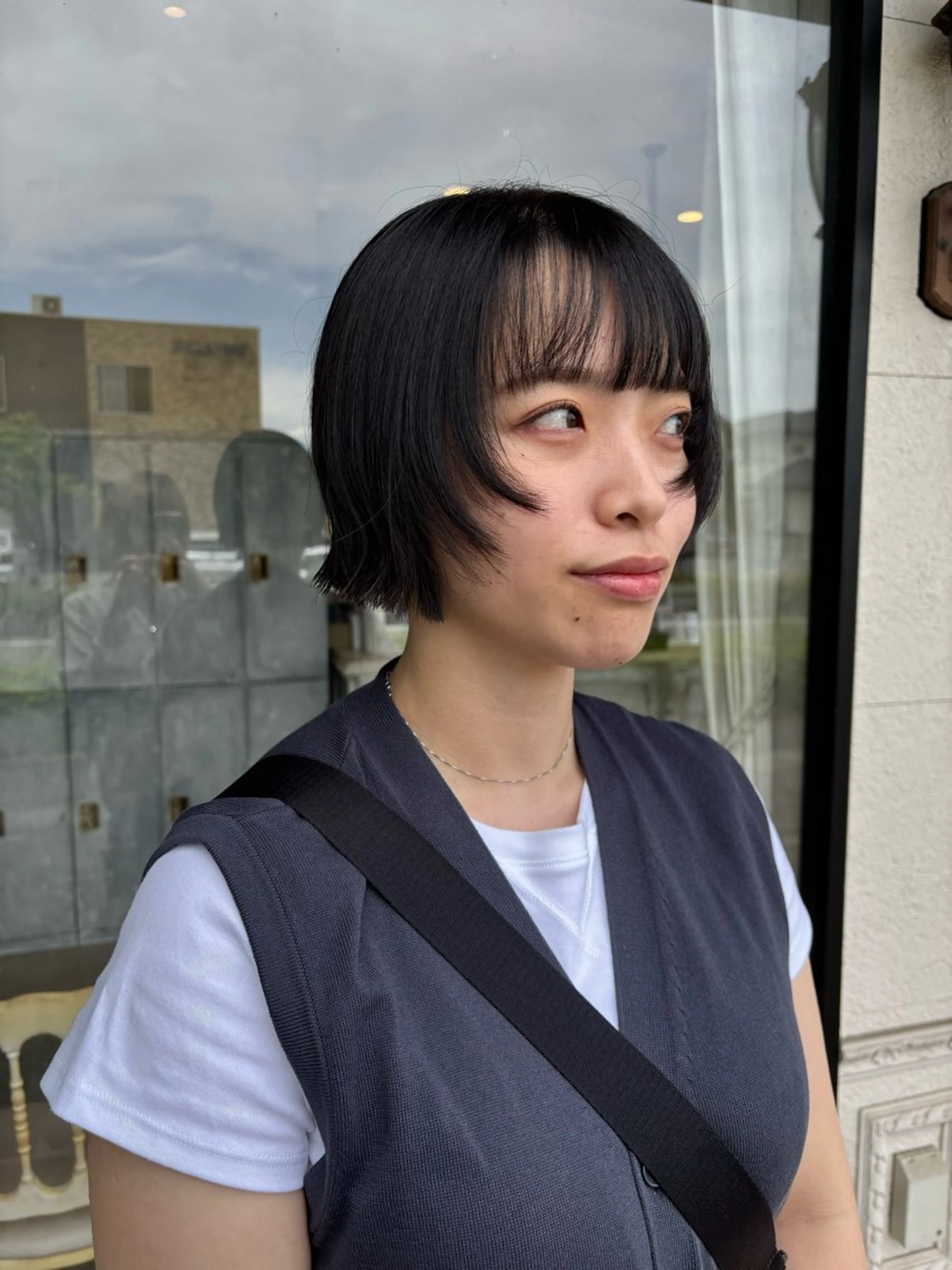 ショート ボブレイヤー ボブ レイヤーカット カット comeghead 琴音のヘアスタイル