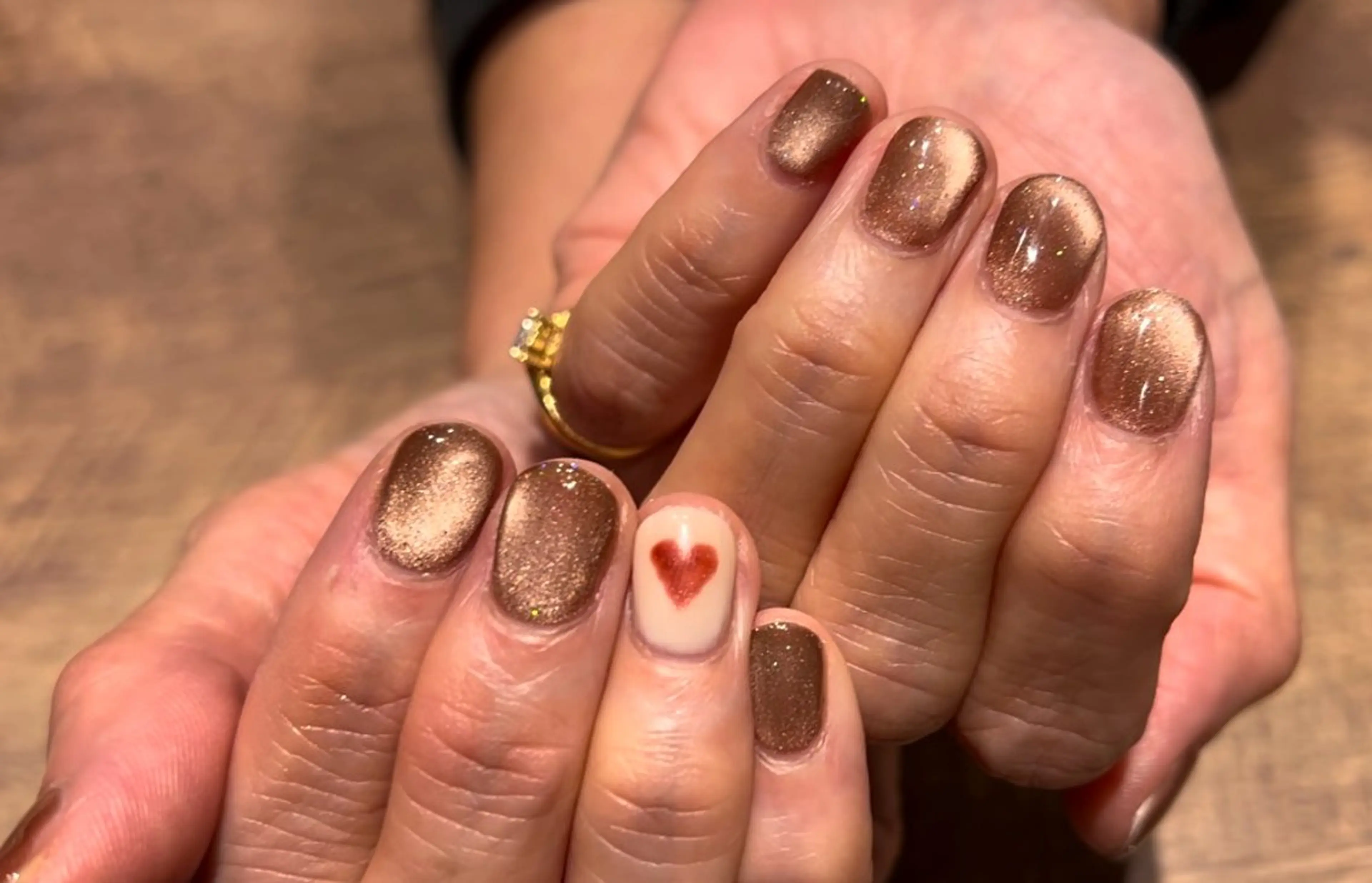 ネイル アートネイル マグネットネイル AIushe平井店 ななみのネイルデザイン