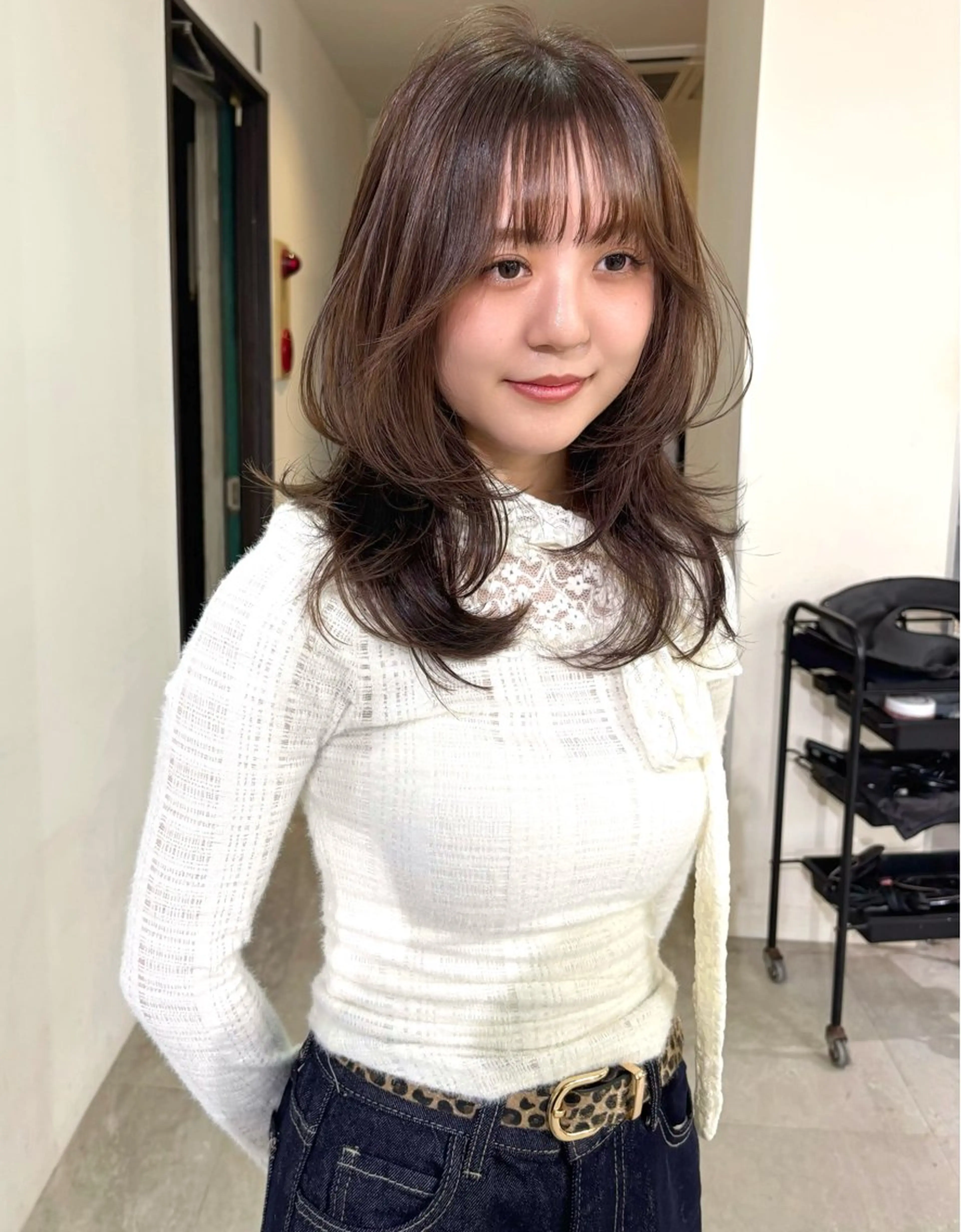 セミロング カラー ブリーチ ブリーチなしカラー くびれヘア カット ヘアカラー mizuki/ピンク ベージュ.レイヤーのヘアスタイル