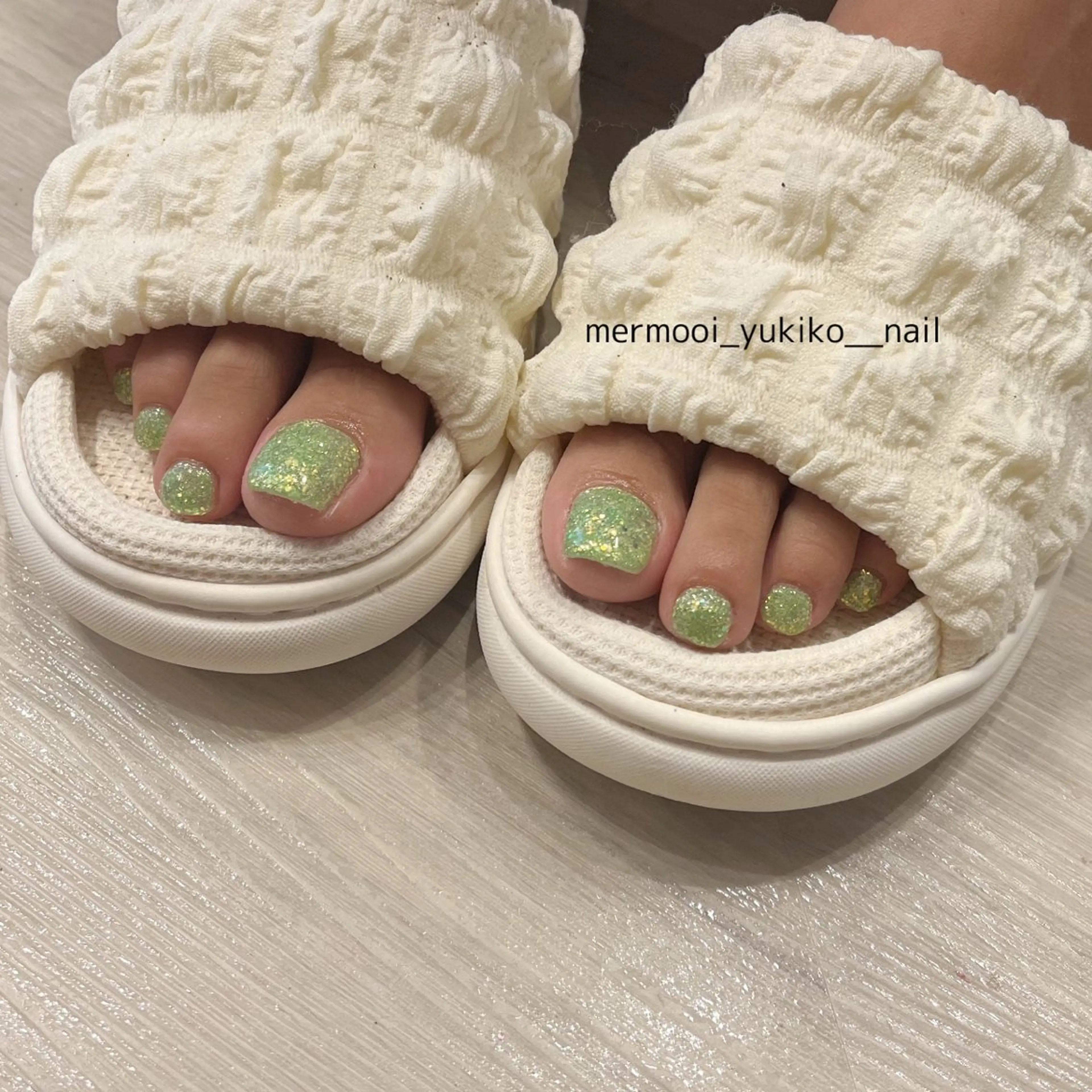 ネイル アートネイル フットネイル ジェルネイル グリーン 韓国ネイル melumooi nailのネイルデザイン