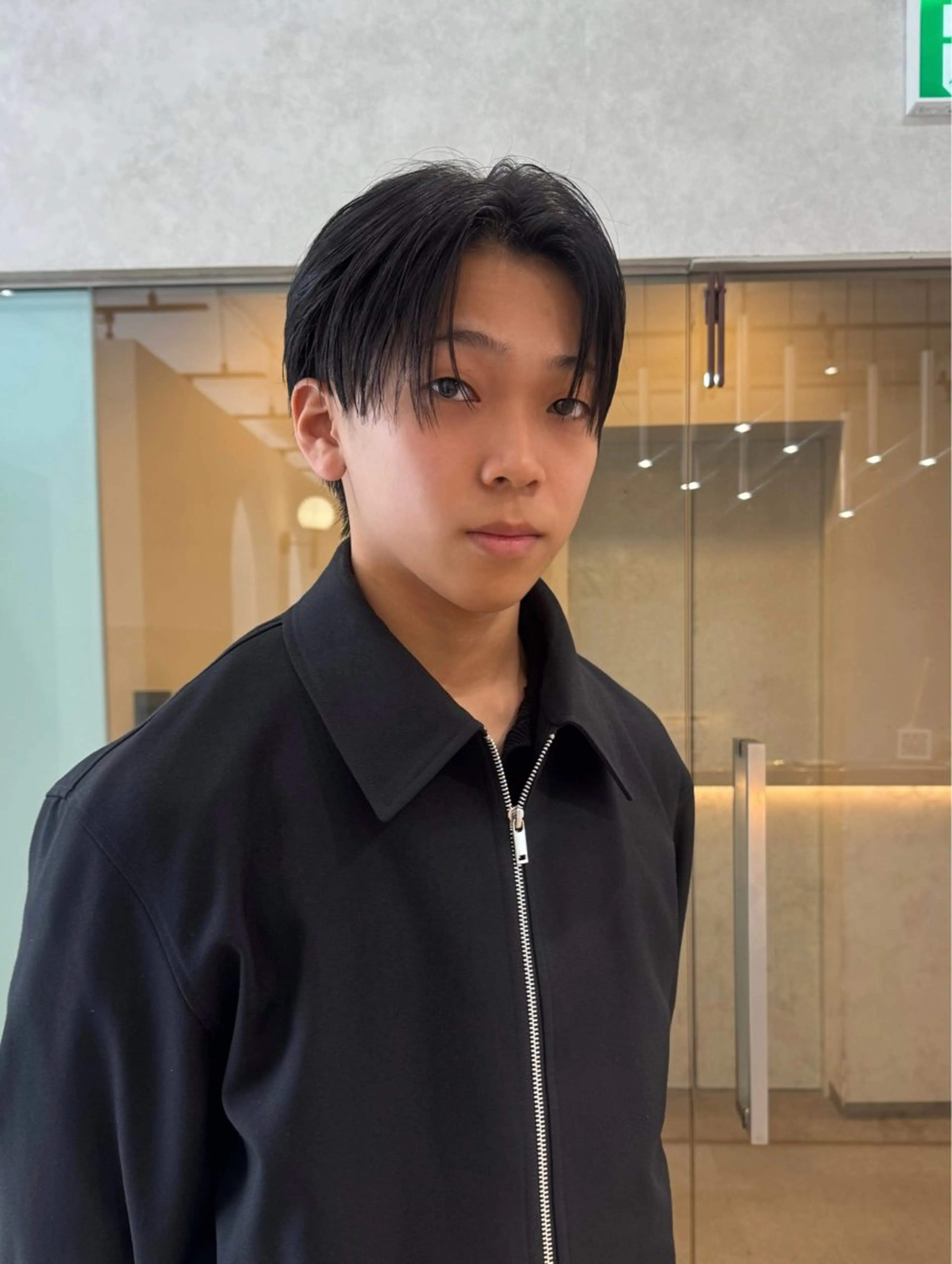 メンズ コンマヘア カット ヘッドスパ mahoメンズ/韓国 🦋センターパートのヘアスタイル