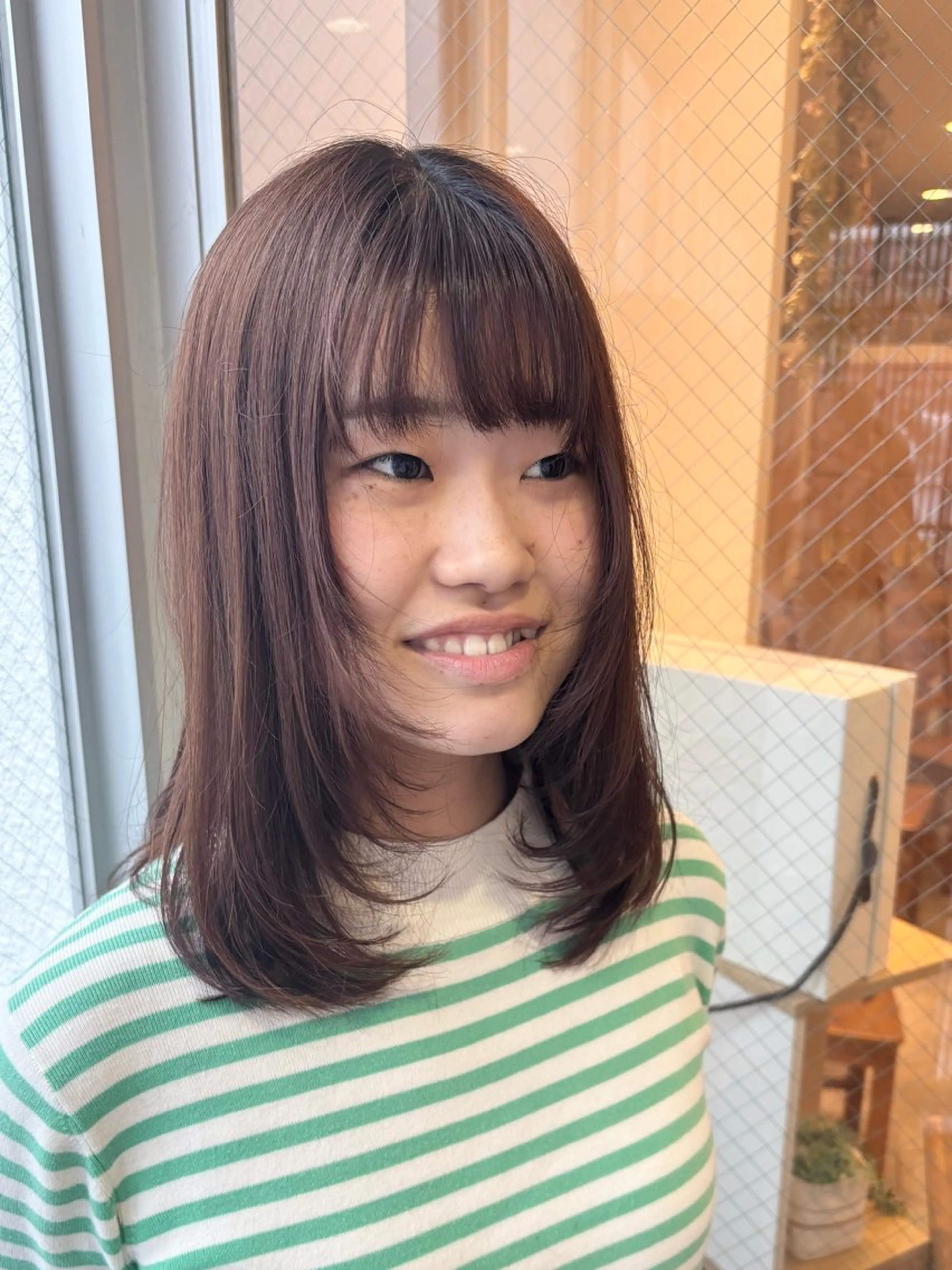 ミディアム カット トリートメント エクステ/まつエク/ レイヤー/はるか🌎のマツエク・マツパデザイン