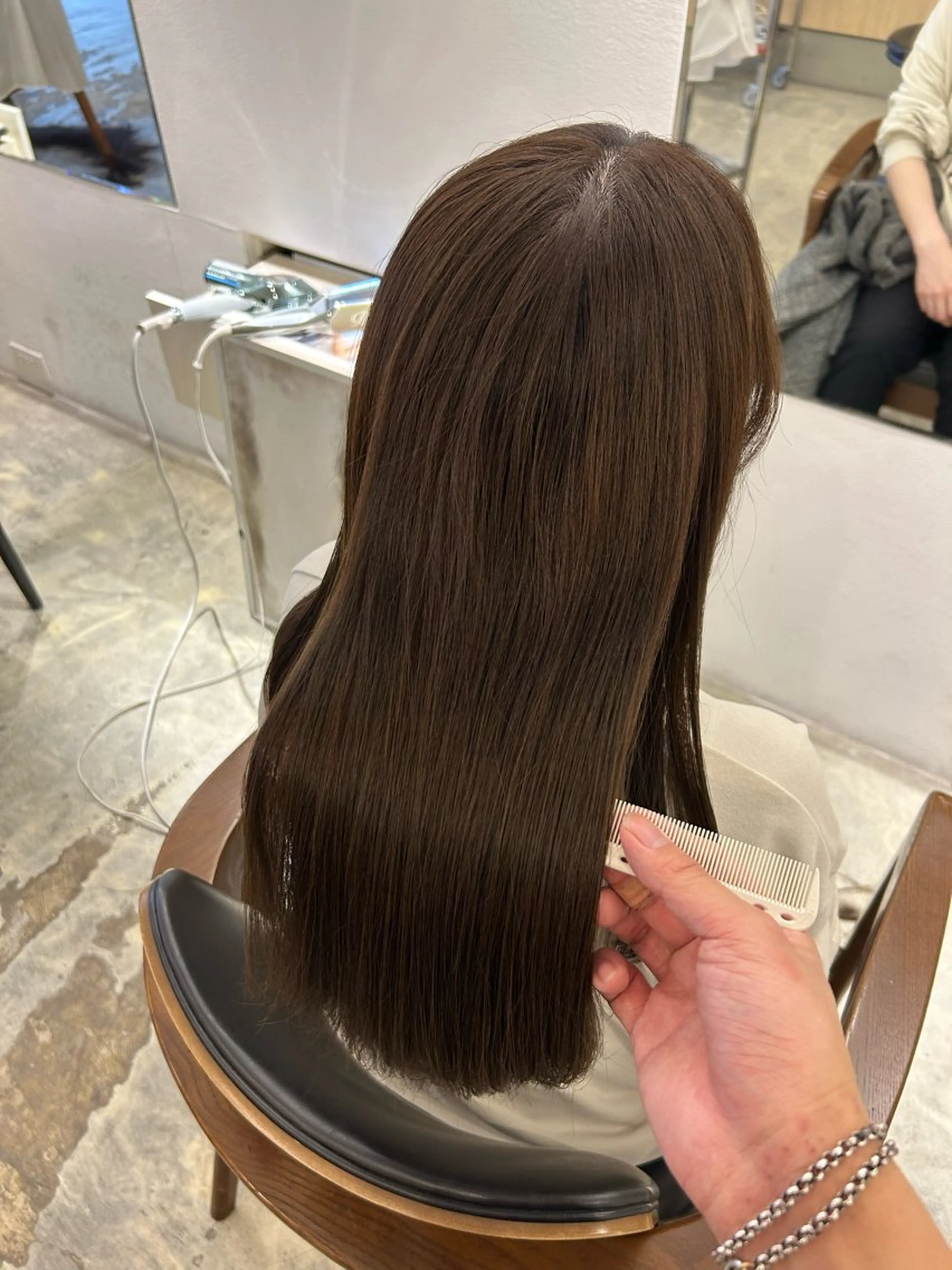 セミロング カット ヘアカラー HASIMOTO jijibyMOPSのヘアスタイル