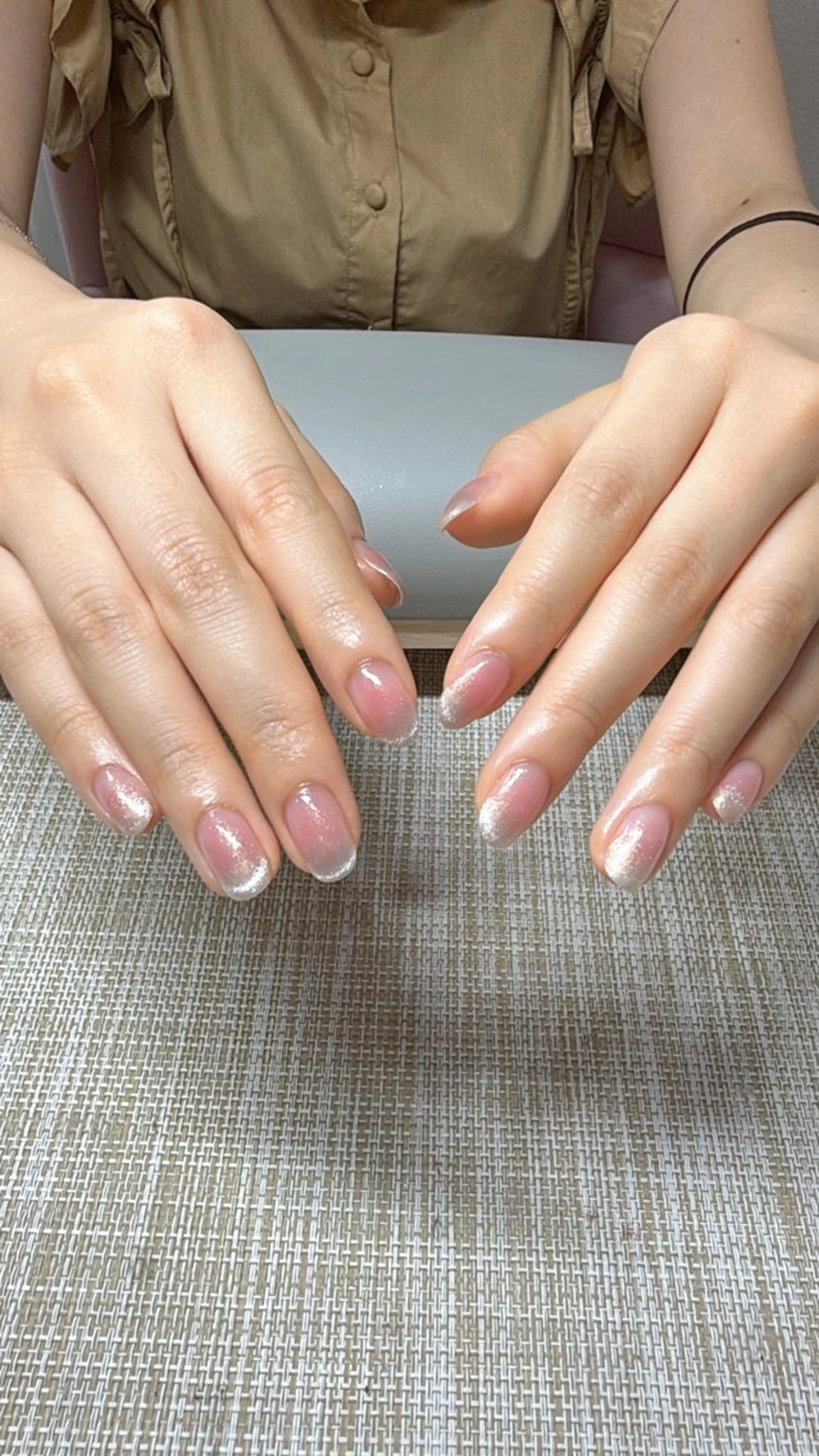 ネイル アートネイル オーロラネイル チークネイル フレンチネイル ガラスフレンチ 🎀YooLi Nail salonのネイルデザイン