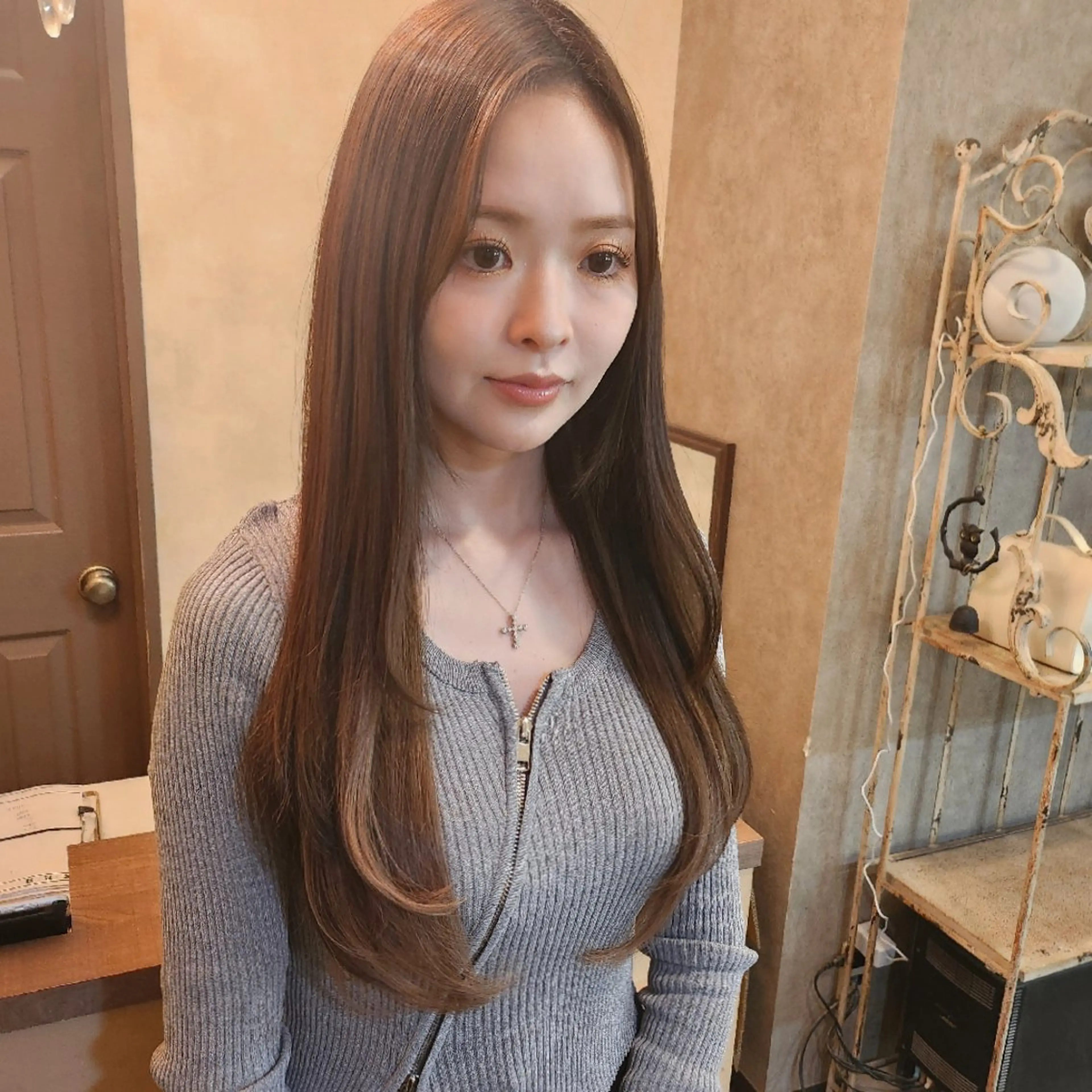 ロング ヘアアレンジ シールエクステ エクステ ハイライト レイヤーカット カット エクステ 田井中 悠紀のヘアスタイル