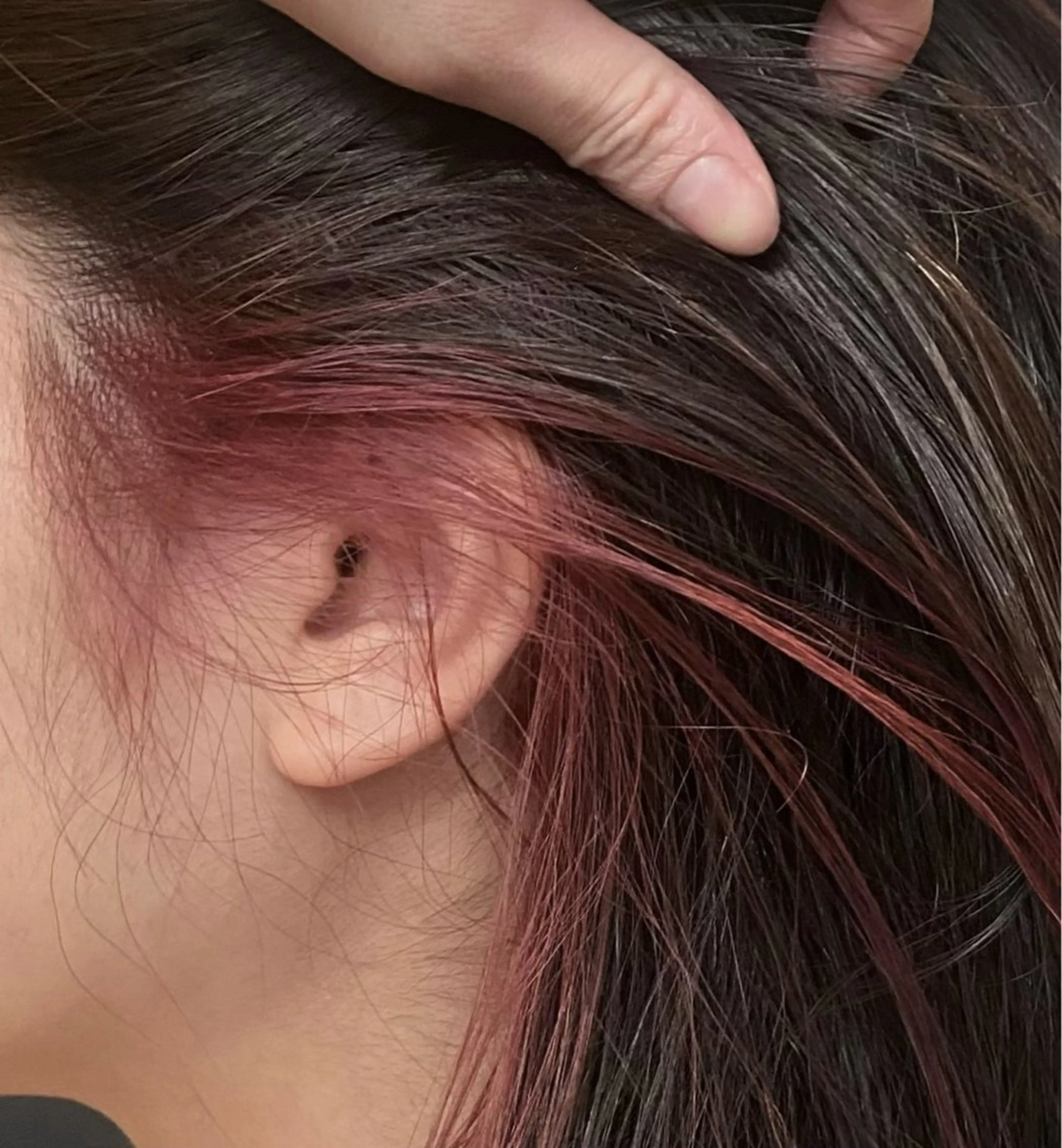 ミディアム カラー イヤリングカラー エルベスアクト志木店 SHIINAのヘアスタイル