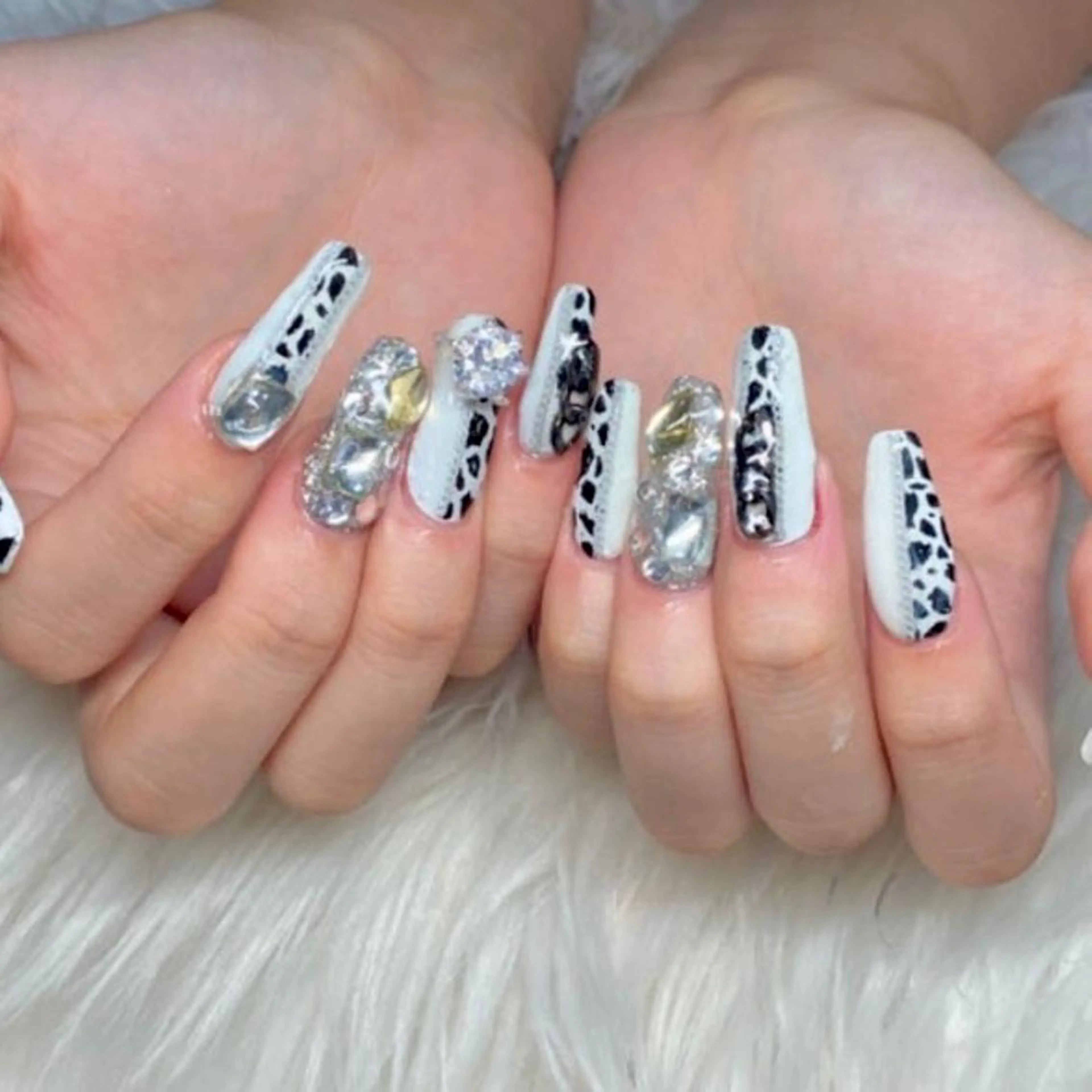 ネイル ハンドネイル VIOLA .nailのネイルデザイン