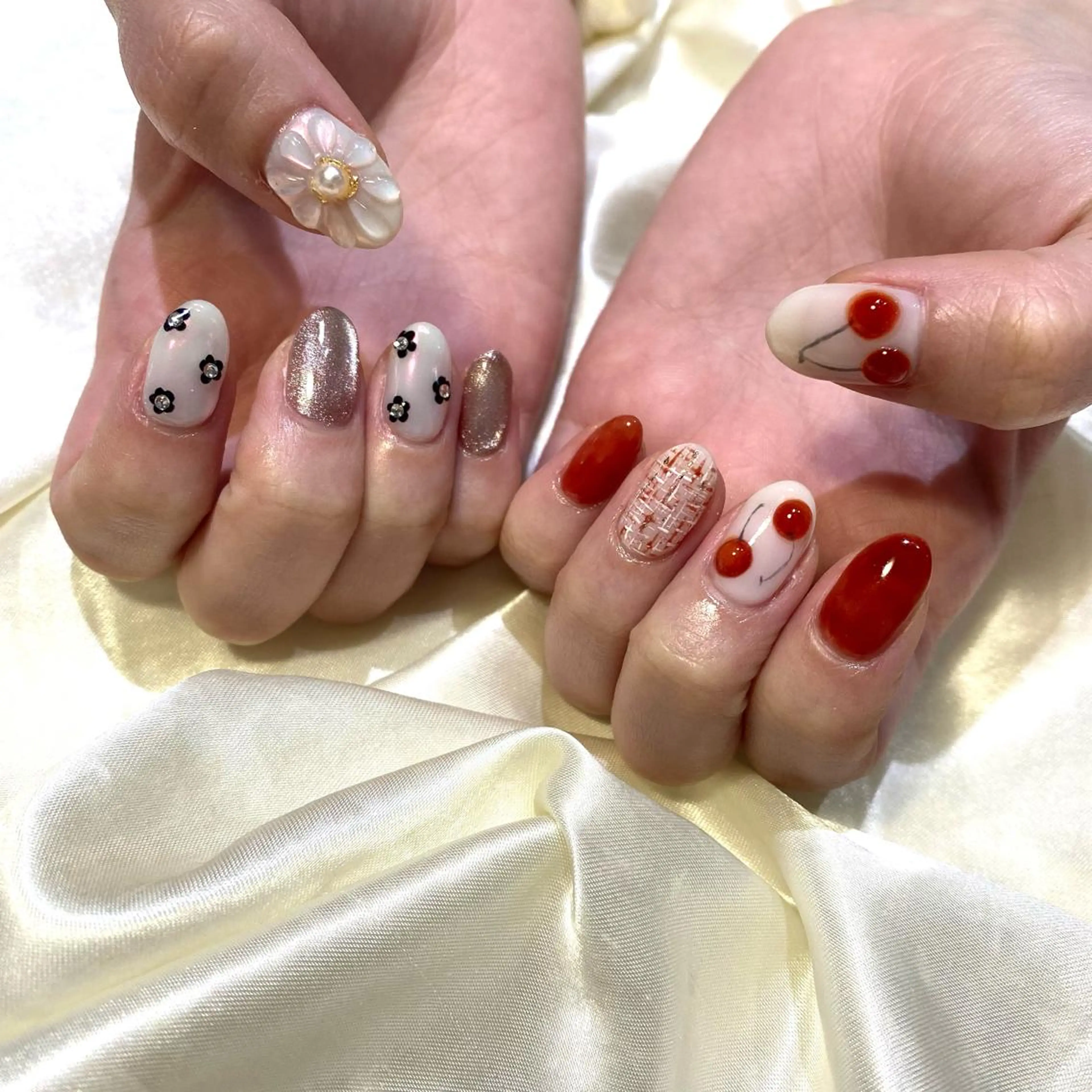 ネイル ハンドネイル 西岡 杏のネイルデザイン