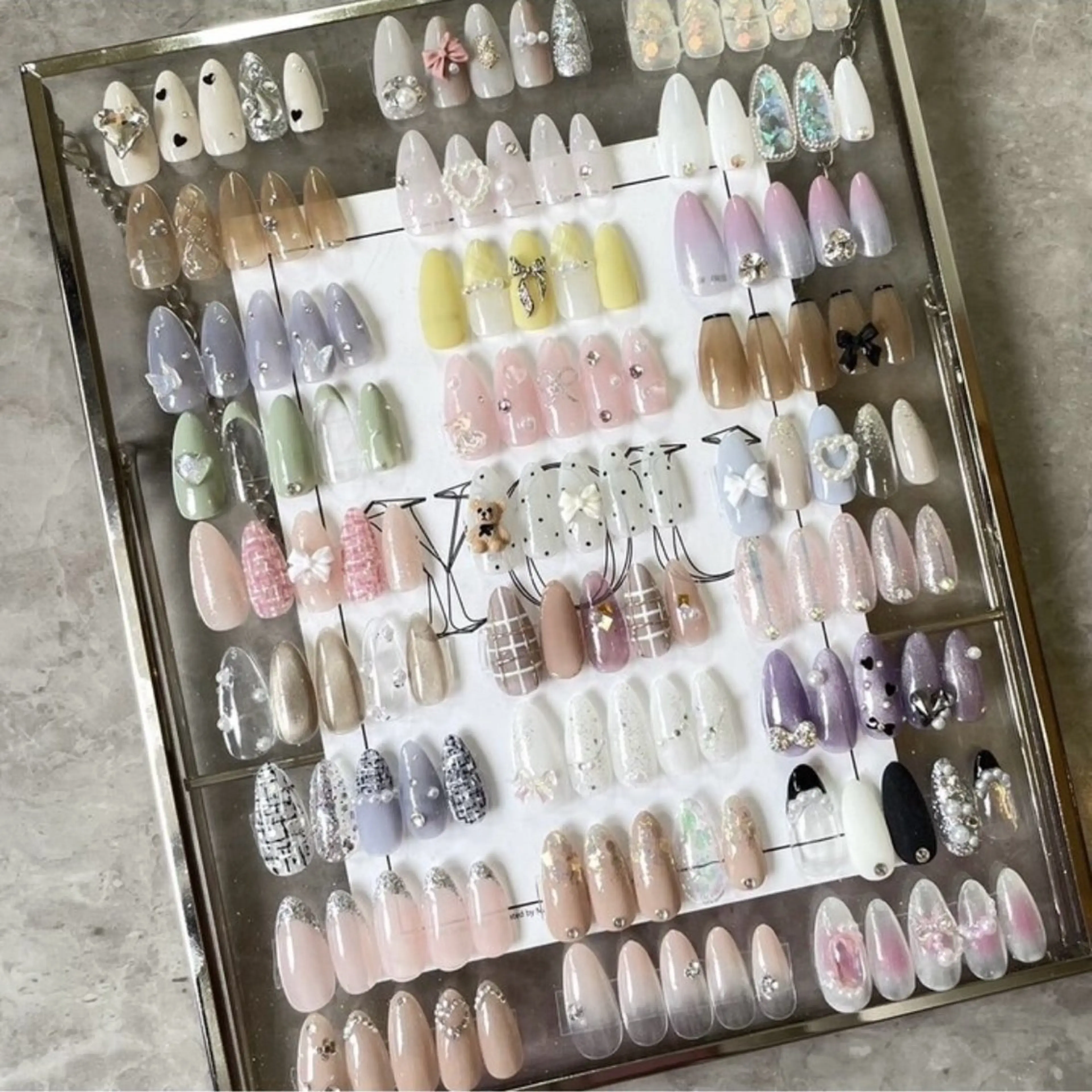 ネイル ハンドネイル graphnail‪ ‪‪❤︎‬manaのネイルデザイン