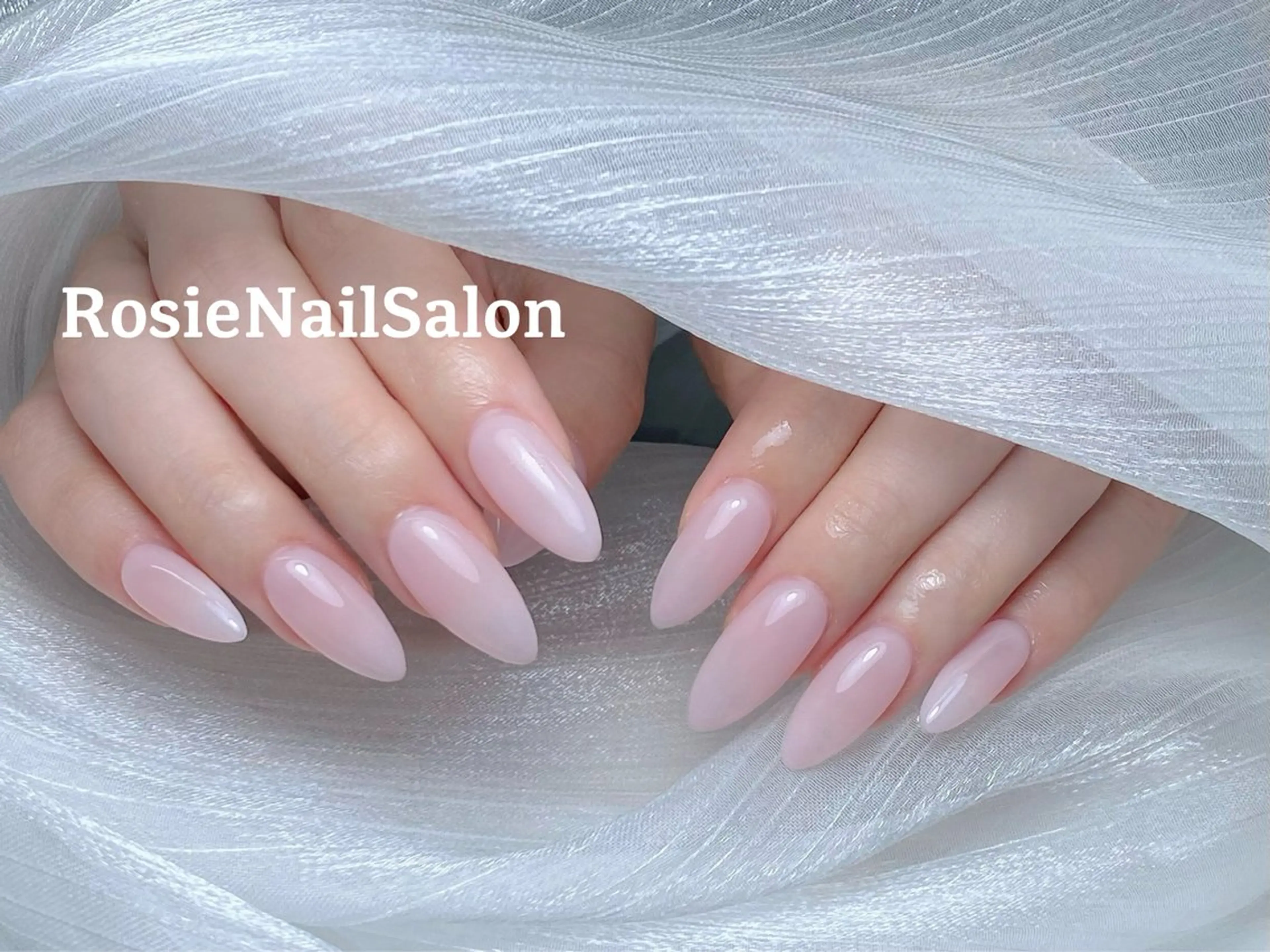 セミロング ハンドネイル ハンドケア Rosie Nail サロン南越谷のネイルデザイン