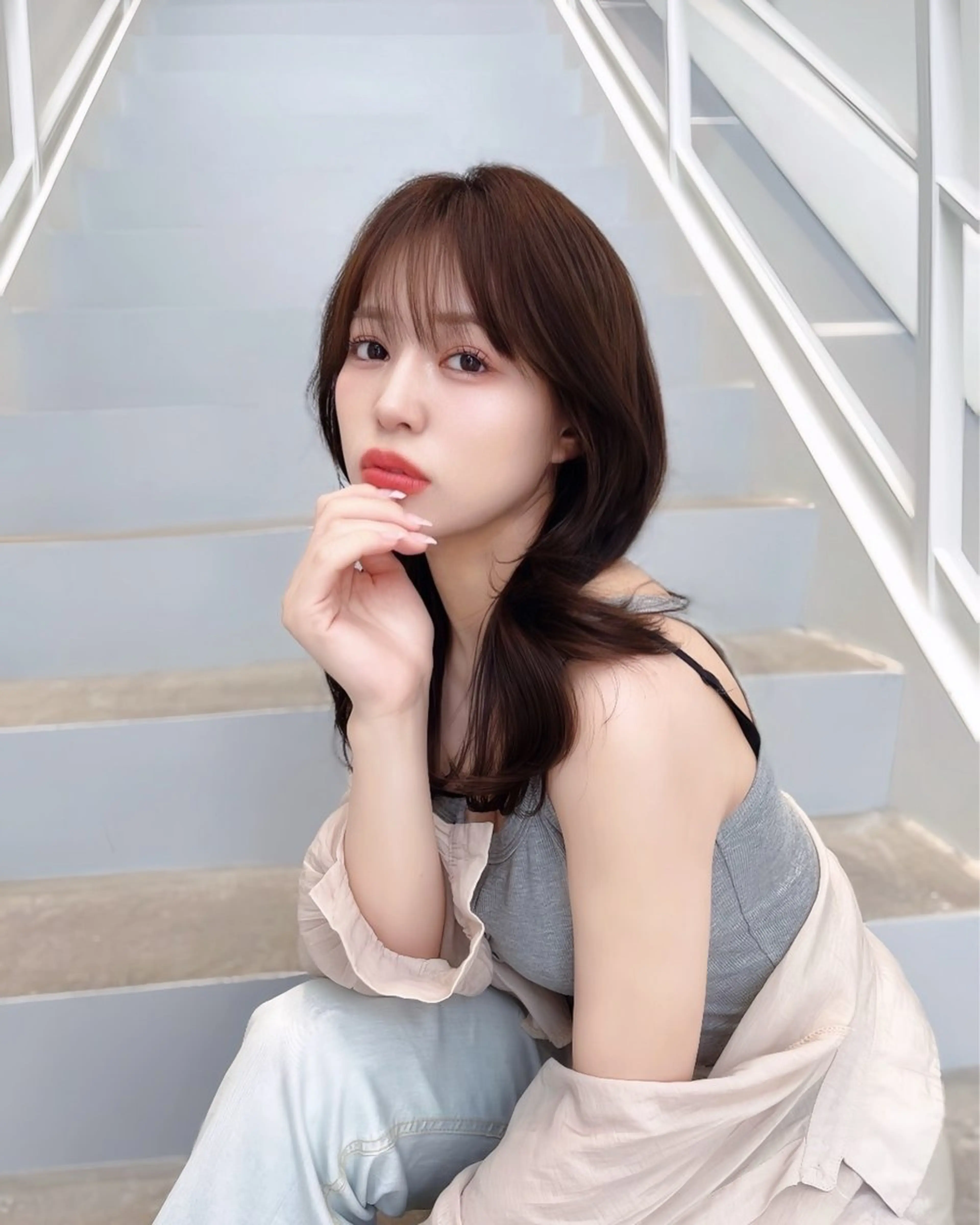 ミディアム カラー レイヤー/髪質改善 /透け感カラー/艶髪のヘアスタイル