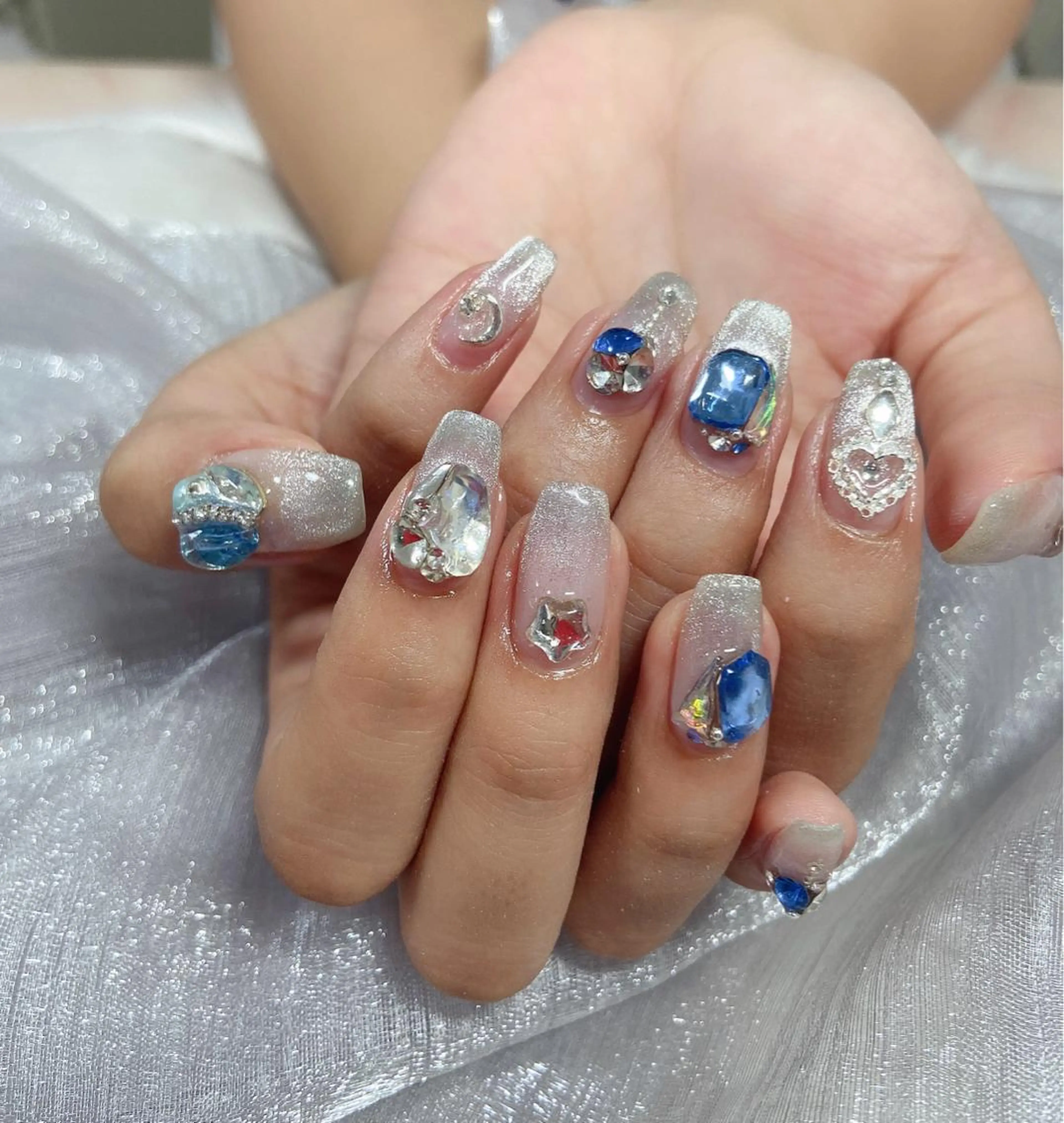 ネイル ハンドネイル ＆ME アンドミーのネイルデザイン