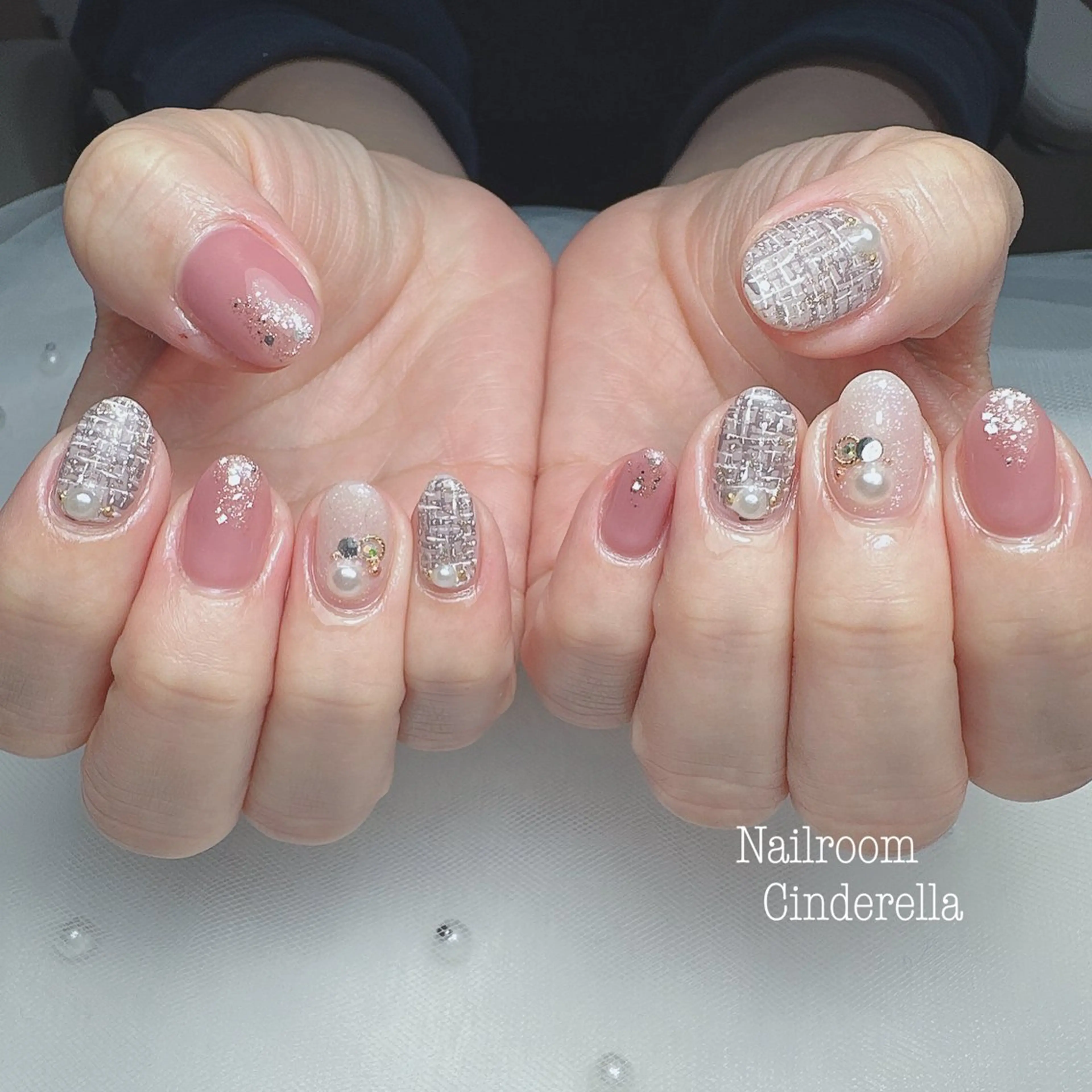 ネイル ツイードネイル Nailroom. Cinderellaのネイルデザイン