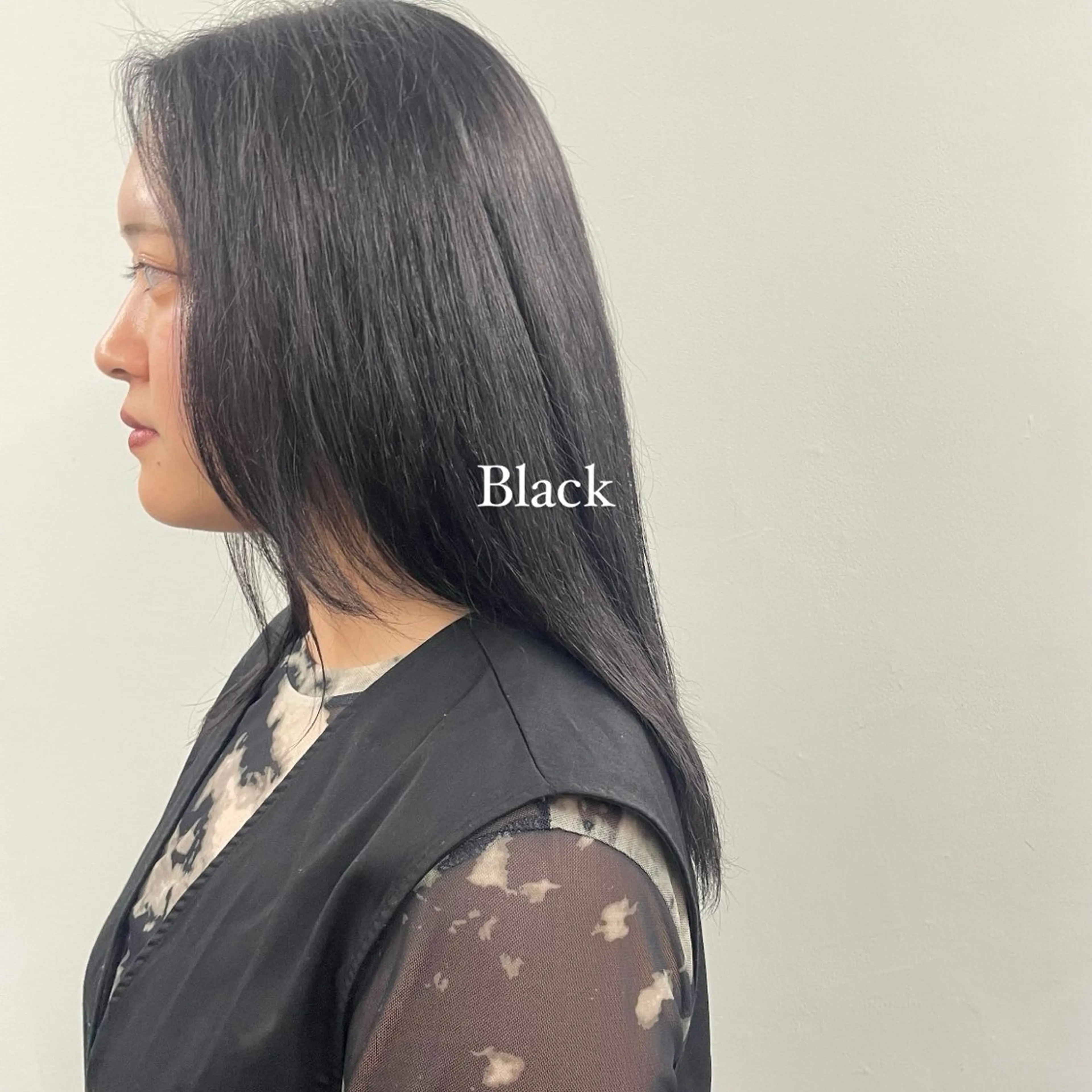 セミロング ヘアカラー カリン/ カット・ブリーチのヘアスタイル