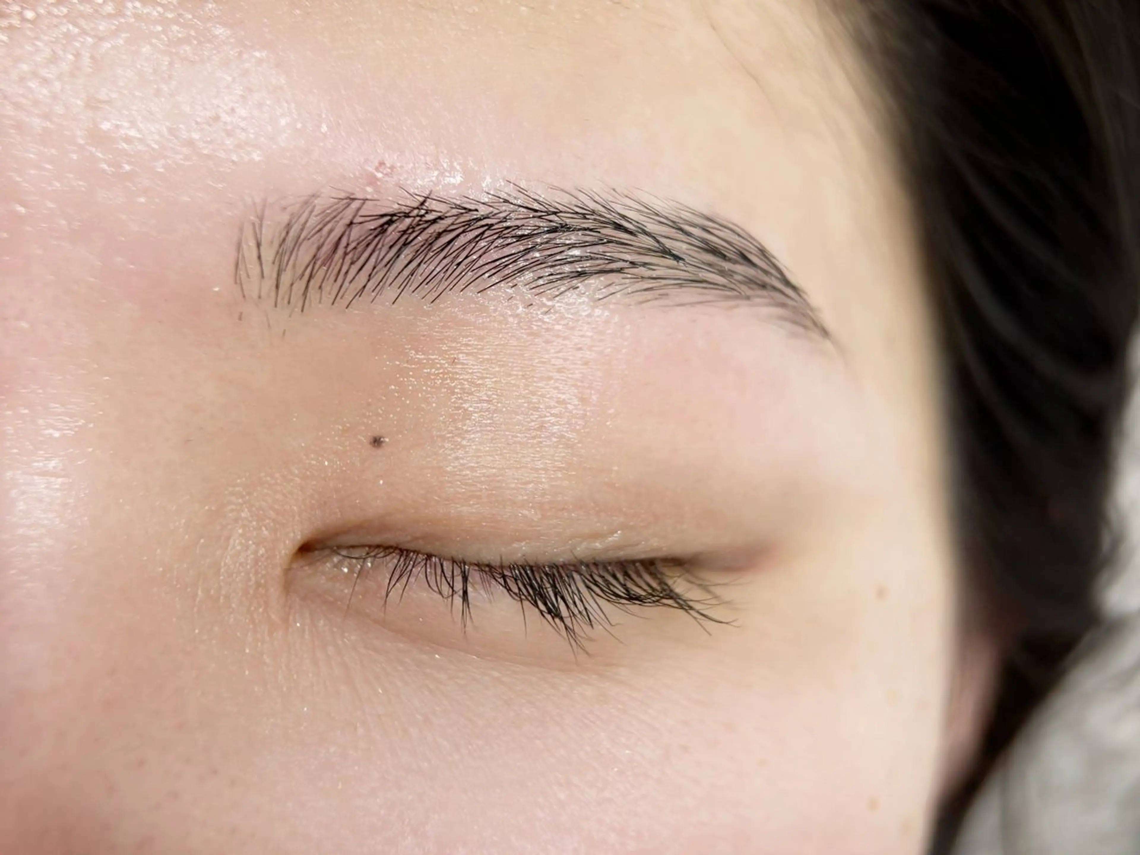 アイブロウ ワックス脱毛 眉カット PIMIL佐々木 亜里沙のマツエク・マツパデザイン