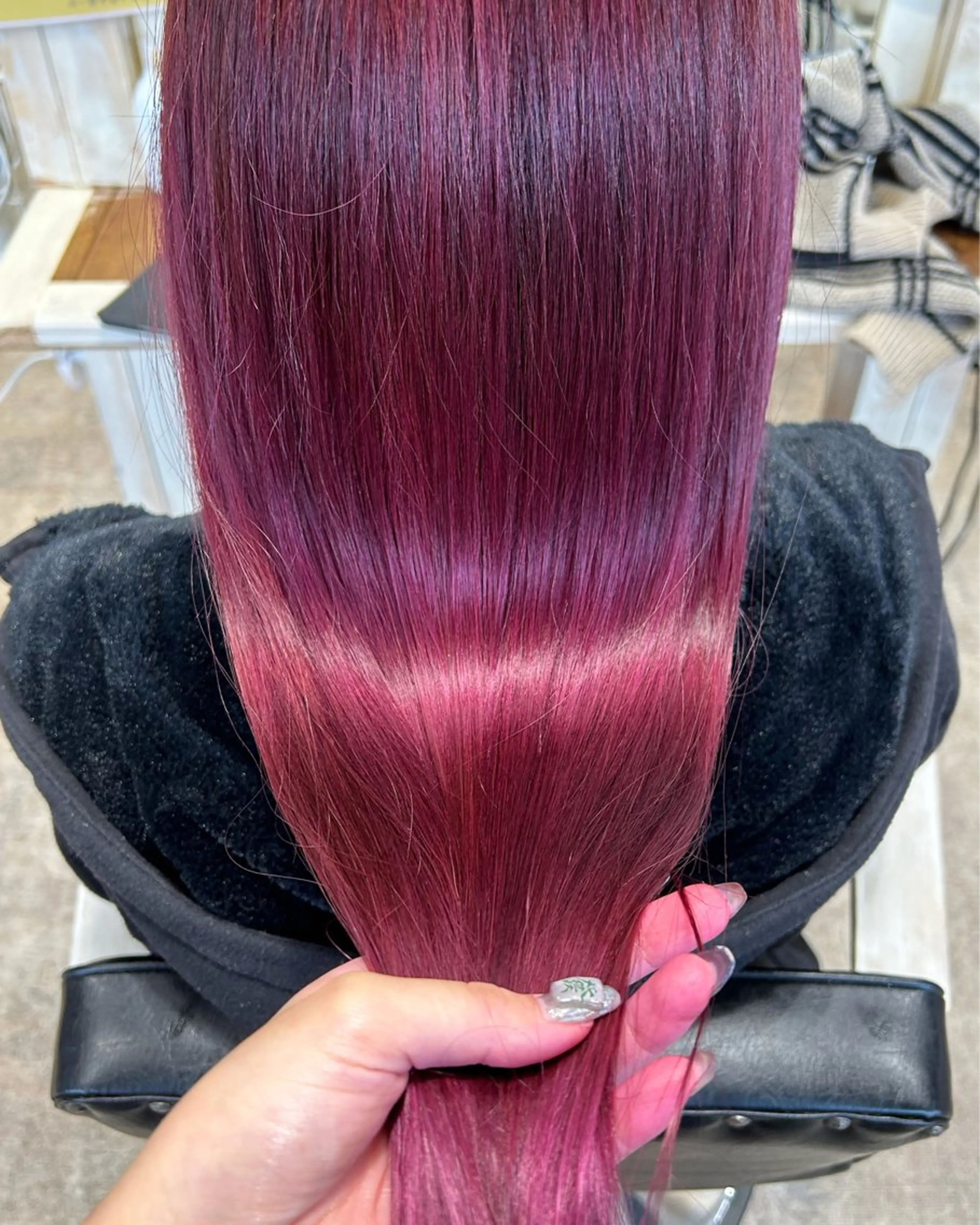 カラー 横山ダブルカラー ハイライト透明感カラのヘアスタイル