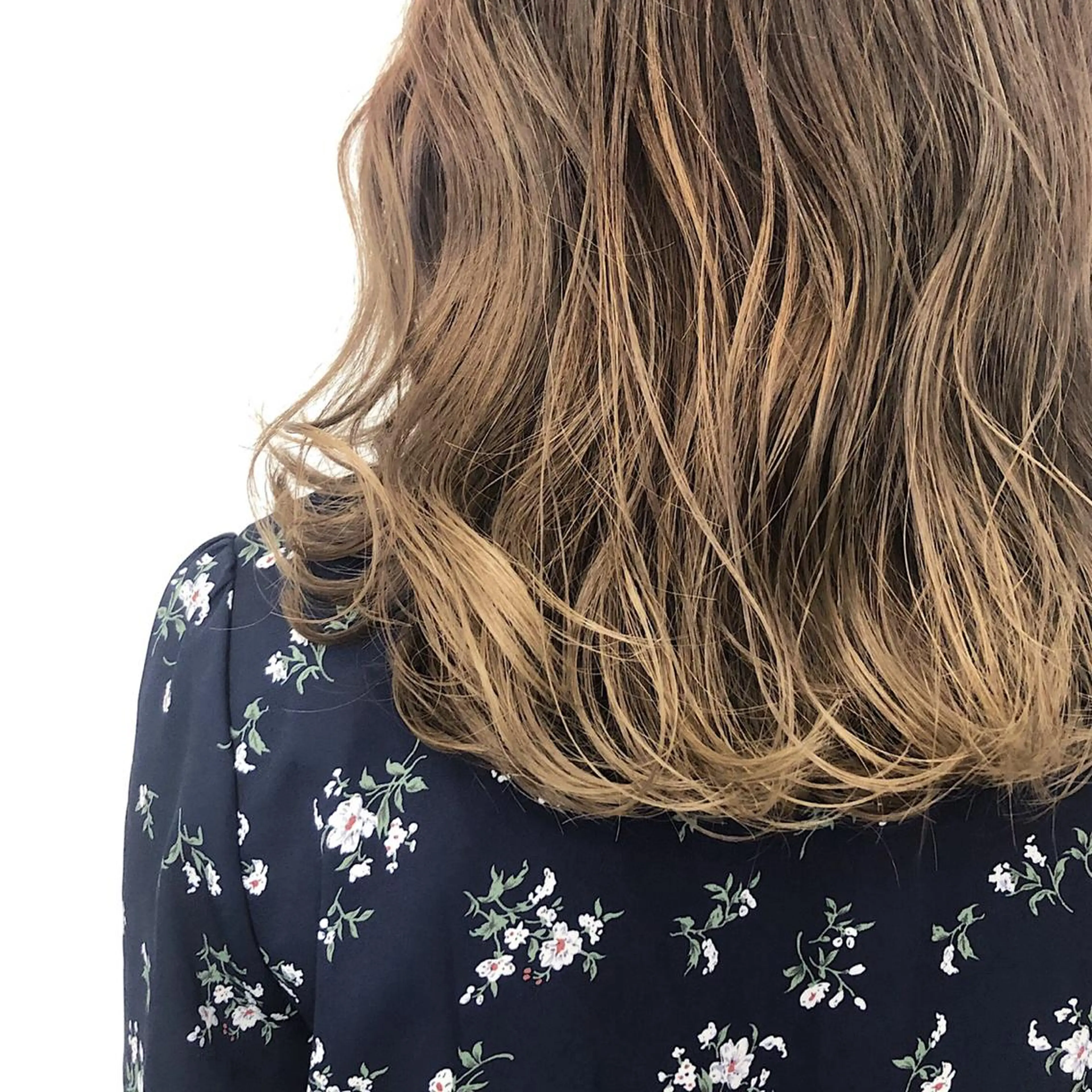 ミディアム カット ヘアカラー トリートメント Glad   中嶋 政文のヘアスタイル