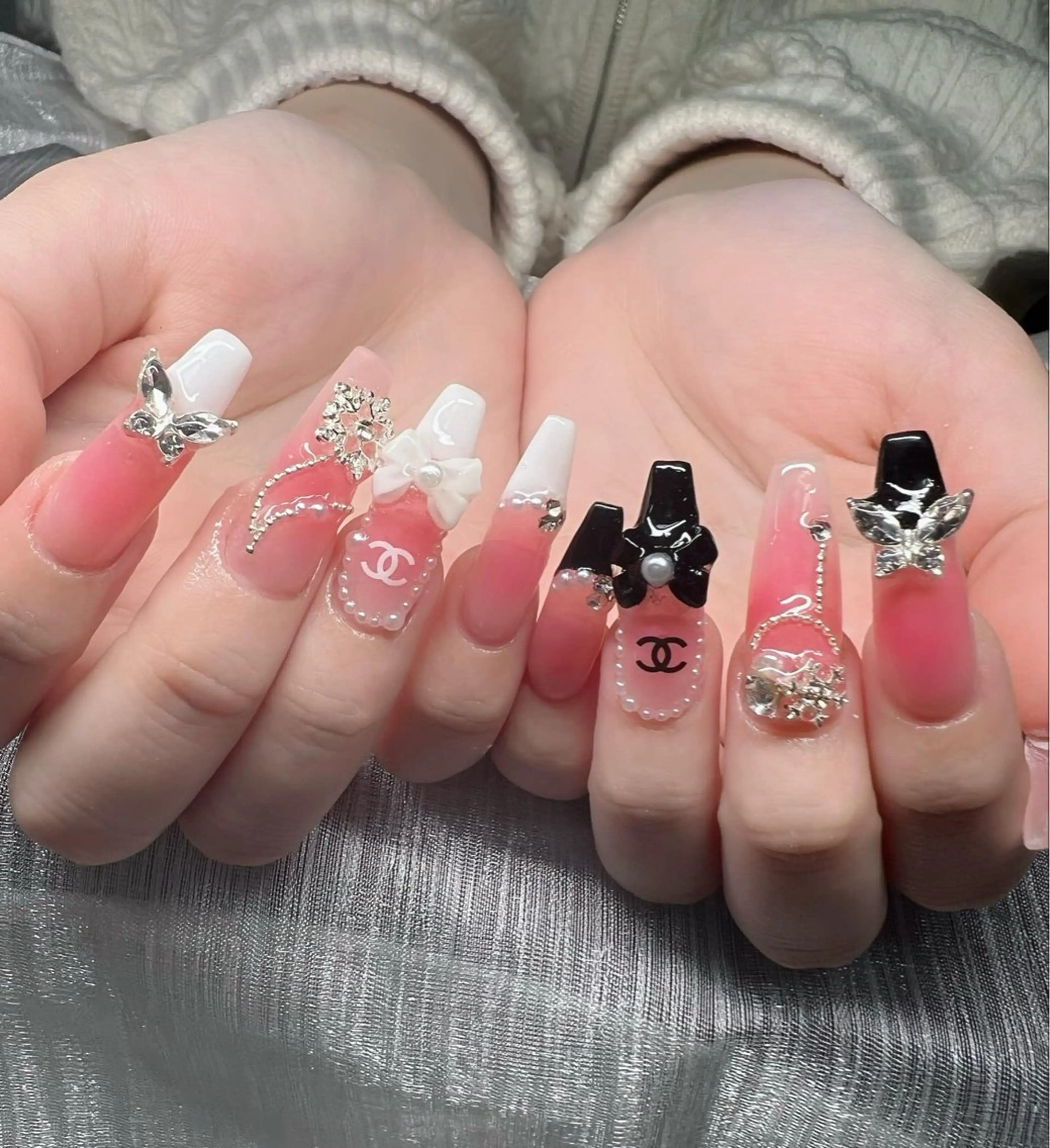 ネイル オーロラネイル チークネイル 長さ出し フットネイル フレンチネイル Lee Nails チップ長さだし専門店のネイルデザイン
