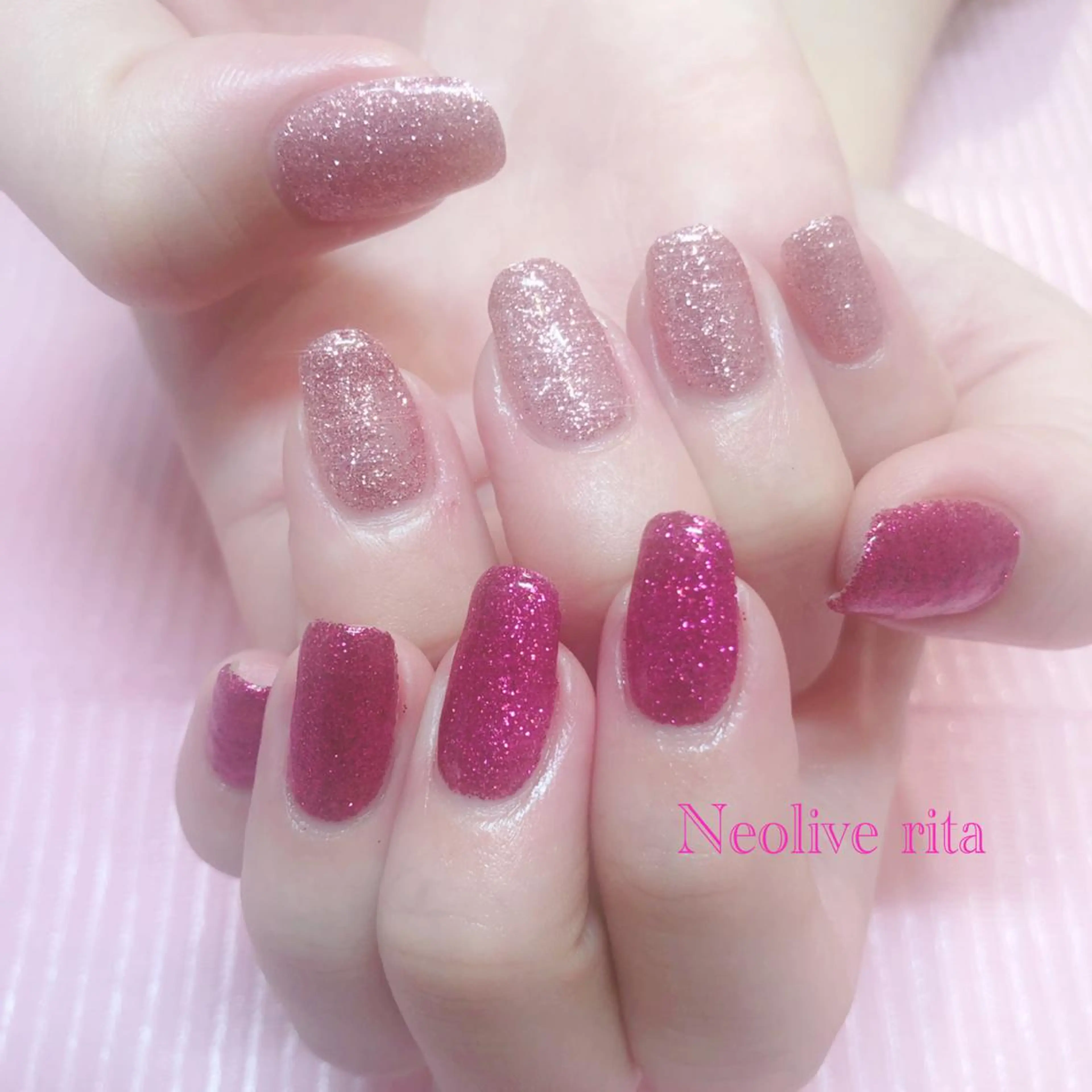 ネイル キラキラネイル 原 麻耶のヘアスタイル