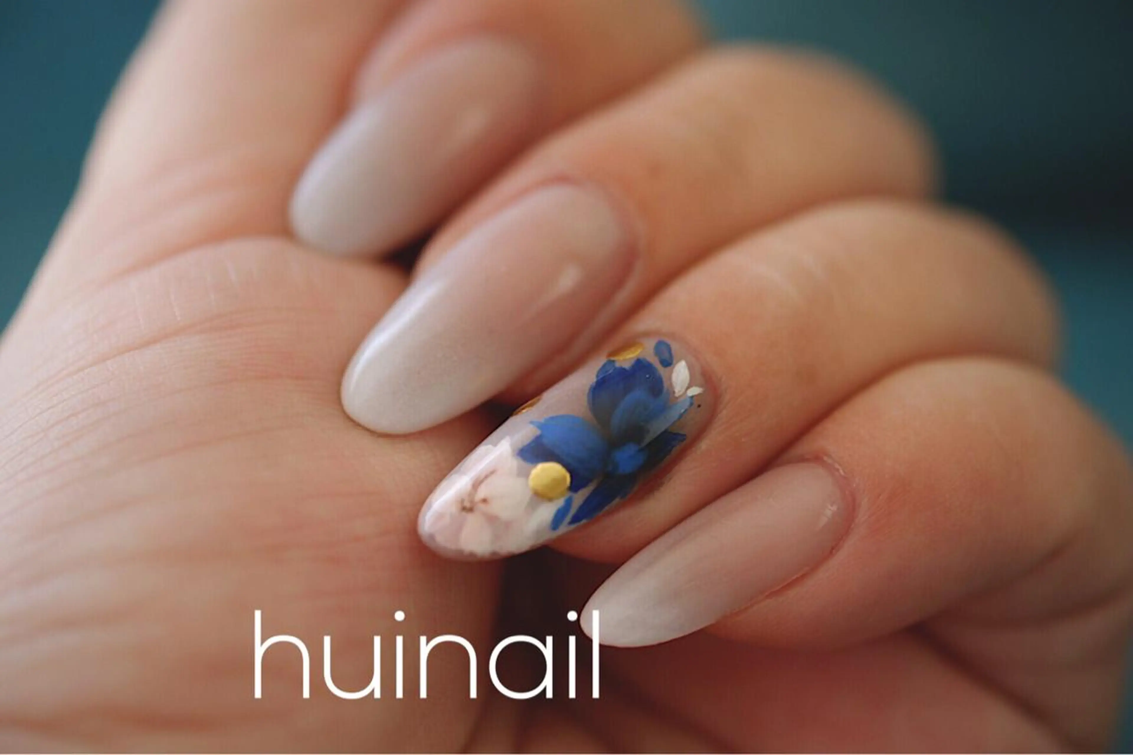 ミディアム めぐみのネイルサロン スタッフ練習のネイルデザイン