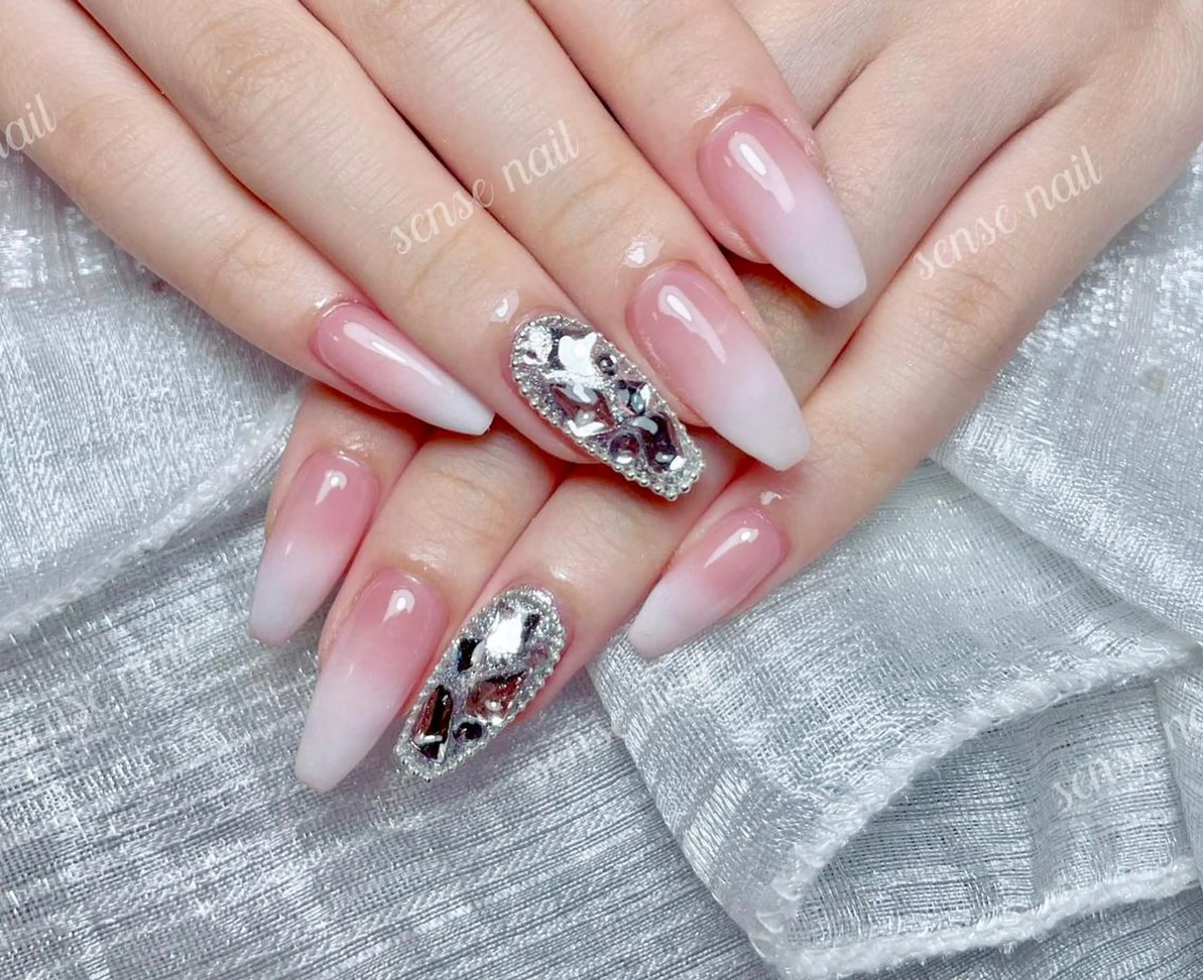 ネイル ハンドネイル ハンドケア Maiii 💗のネイルデザイン