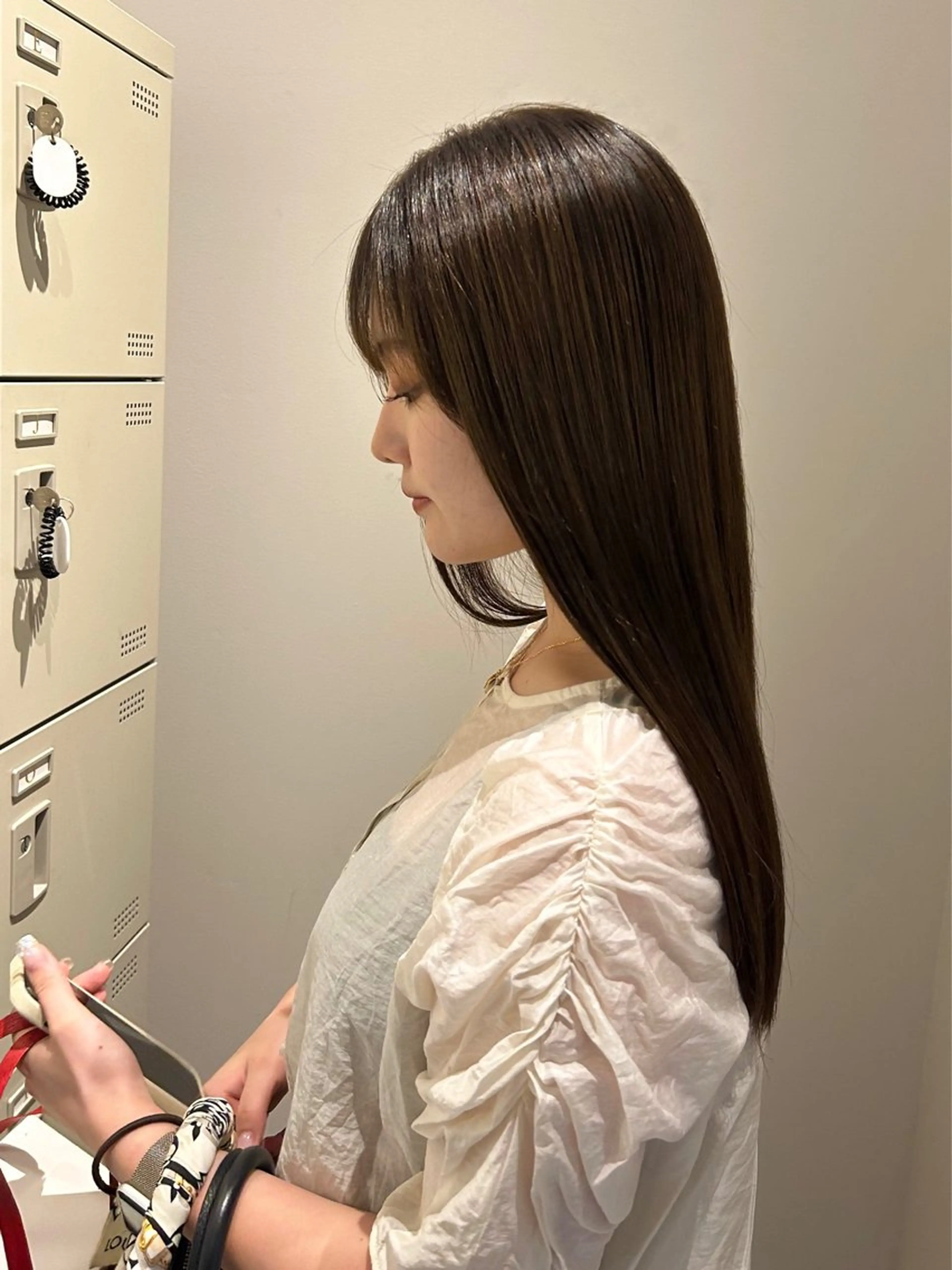 ロング カット ヘアカラー 縮毛矯正 透明感カラー/ 髪質改善✨️🎀萌愛のヘアスタイル