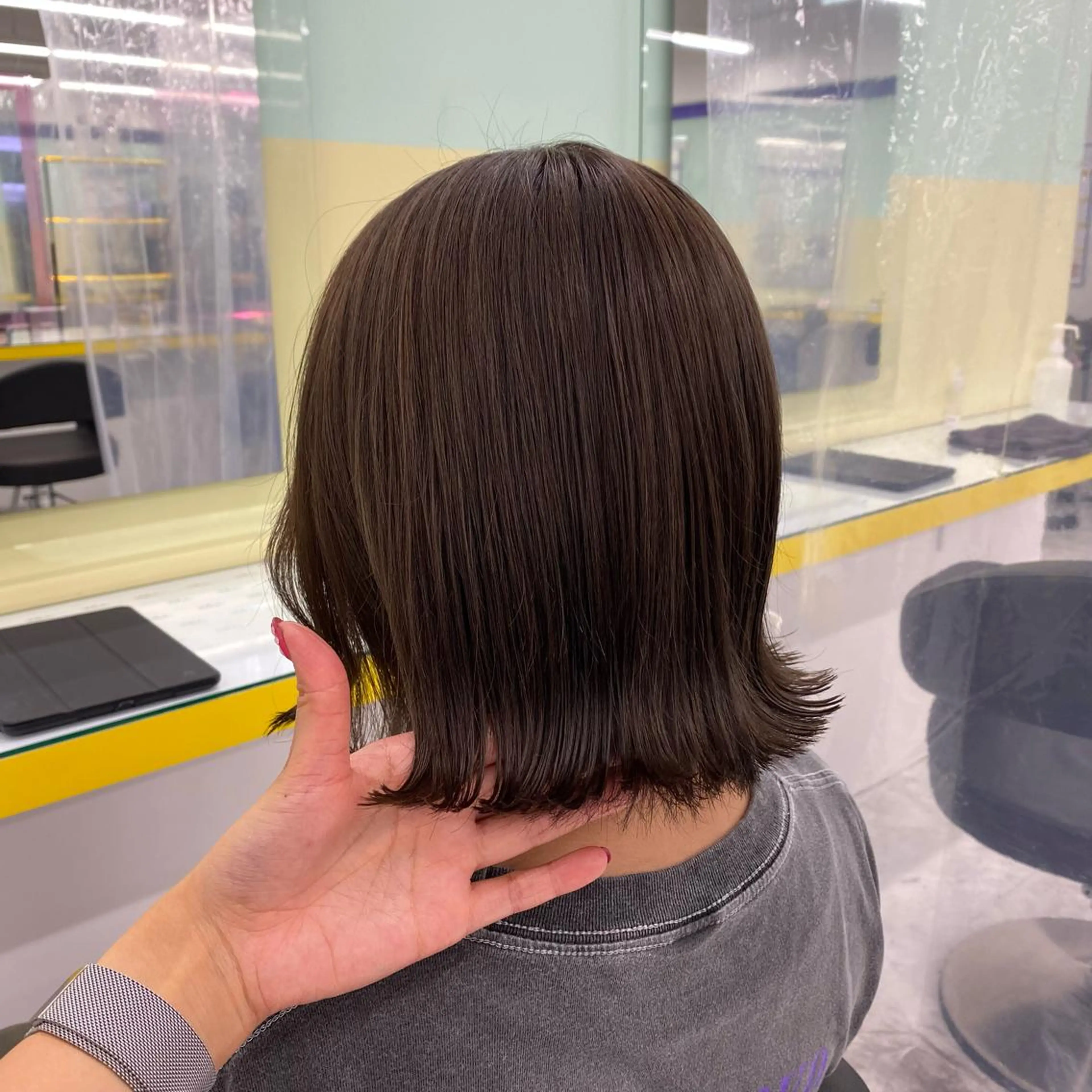 セミロング カラー ヘアアレンジ ヘアカラー トリートメント mai🍑暖色カラー /レイヤー💖のヘアスタイル