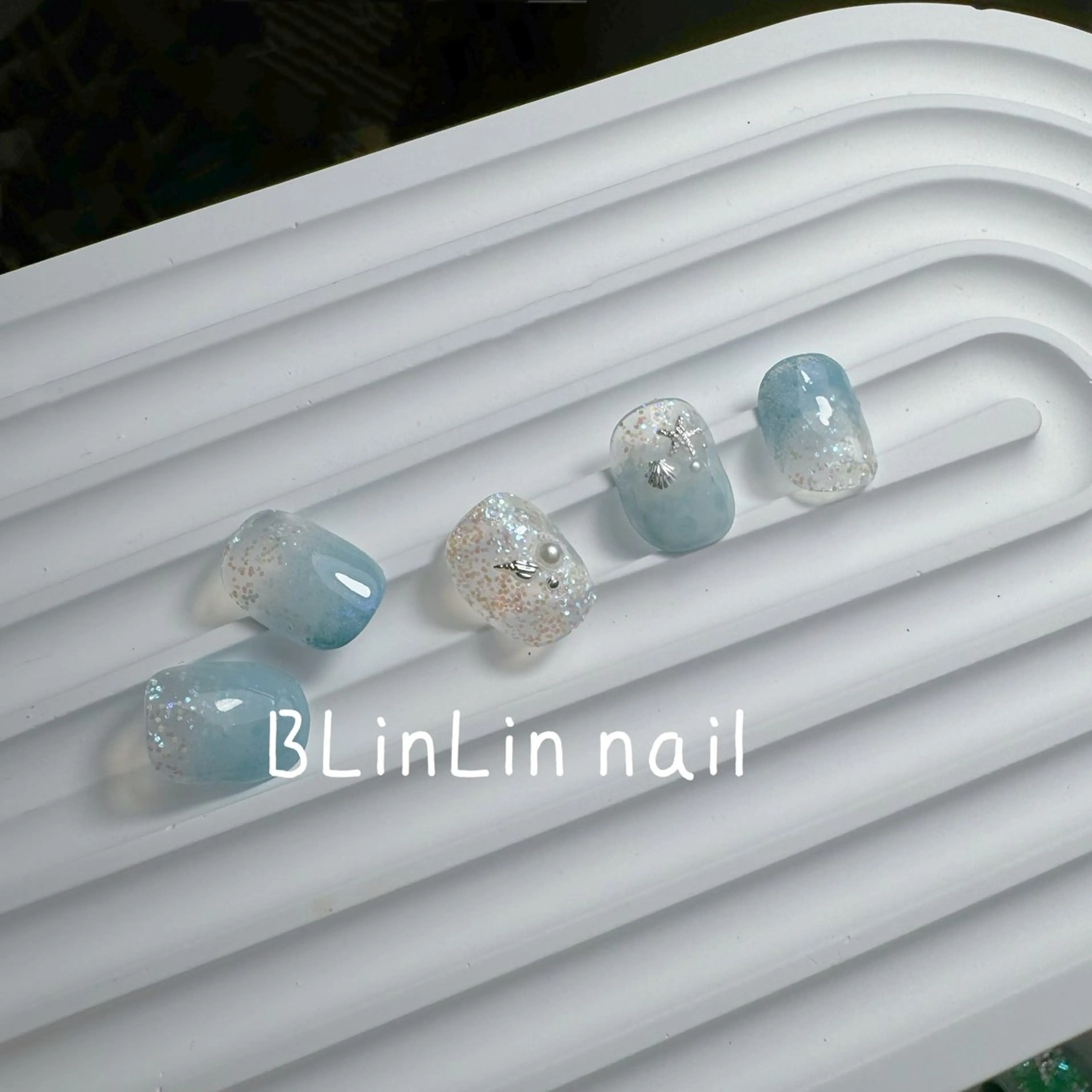 ネイル ハンドネイル ハンドケア BLinLin nail salonのネイルデザイン