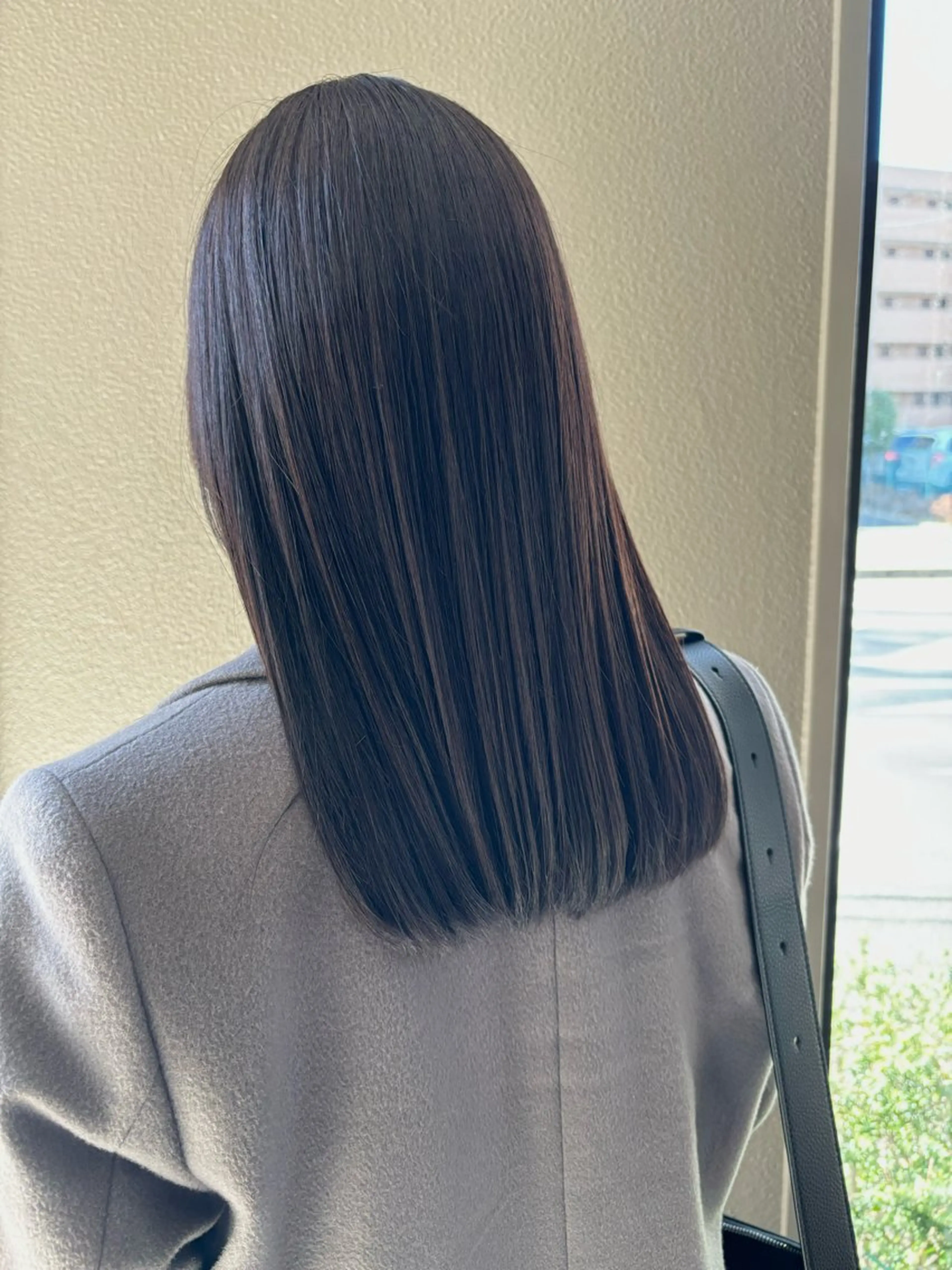 セミロング カット ヘアカラー トリートメント 庄司 桜のヘアスタイル