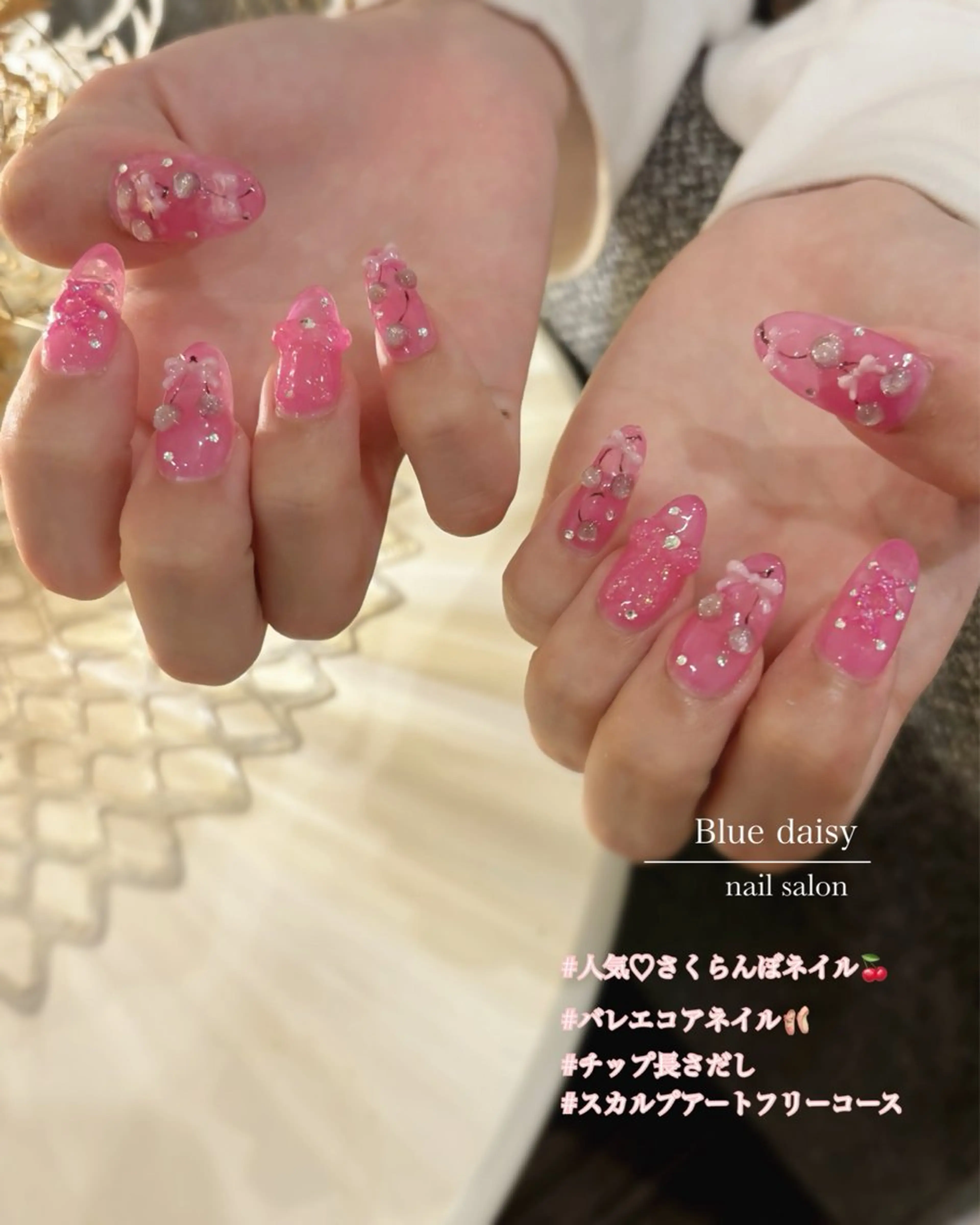 ネイル クリアネイル ジェルネイル マグネットネイル 持ち込み パラジェル ハンドネイル Blue daisy 栄本店のネイルデザイン