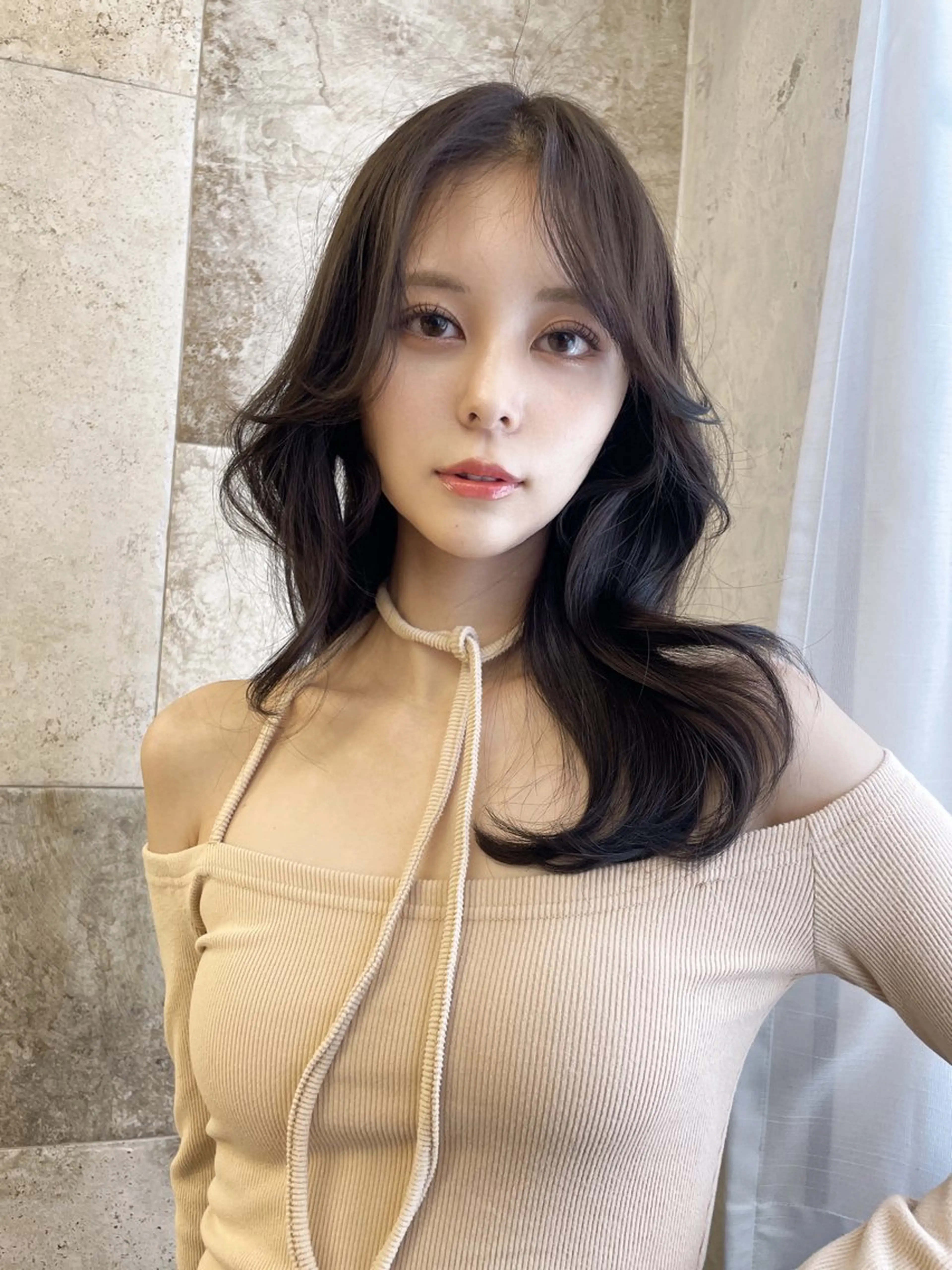 ロング カット ヘアカラー トリートメント Kanami/韓国風 /艶カラーのヘアスタイル