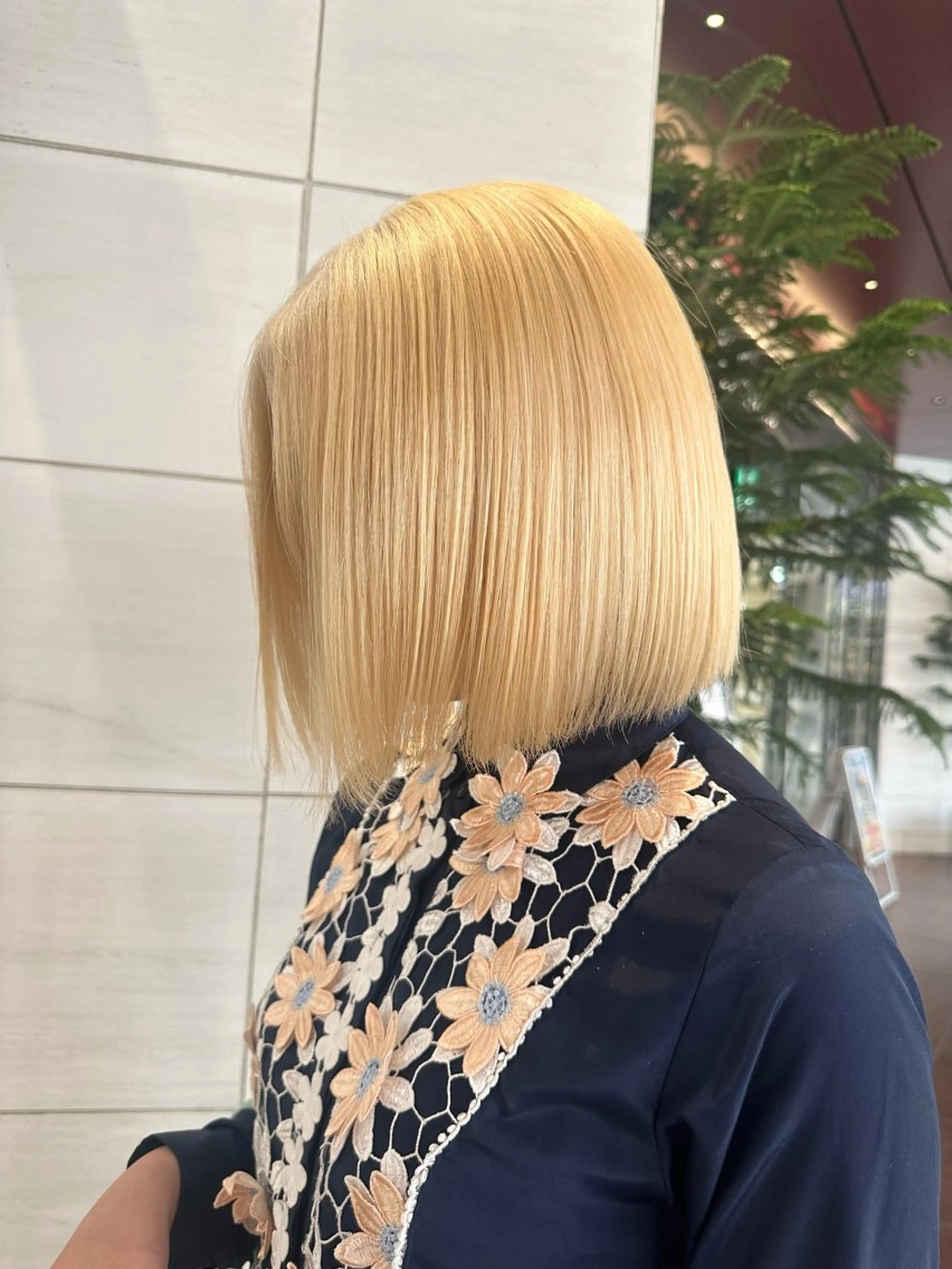 ショート カラー ハイトーン/ブリーチ カラー/SHOGOのヘアスタイル