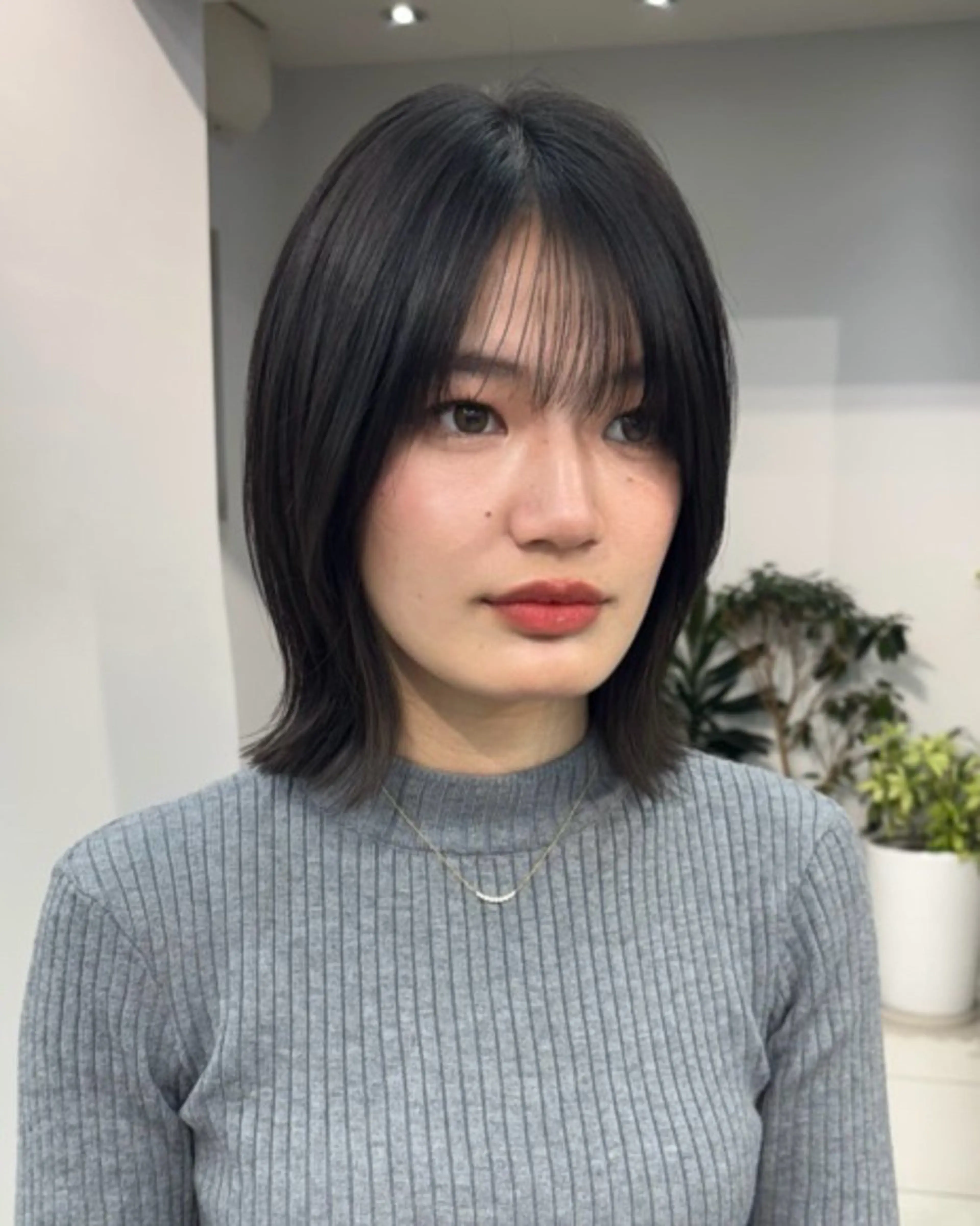 ショート カラー ヘアアレンジ カット ボブ/透明感ベージュ 🫧クルミ🌟のヘアスタイル