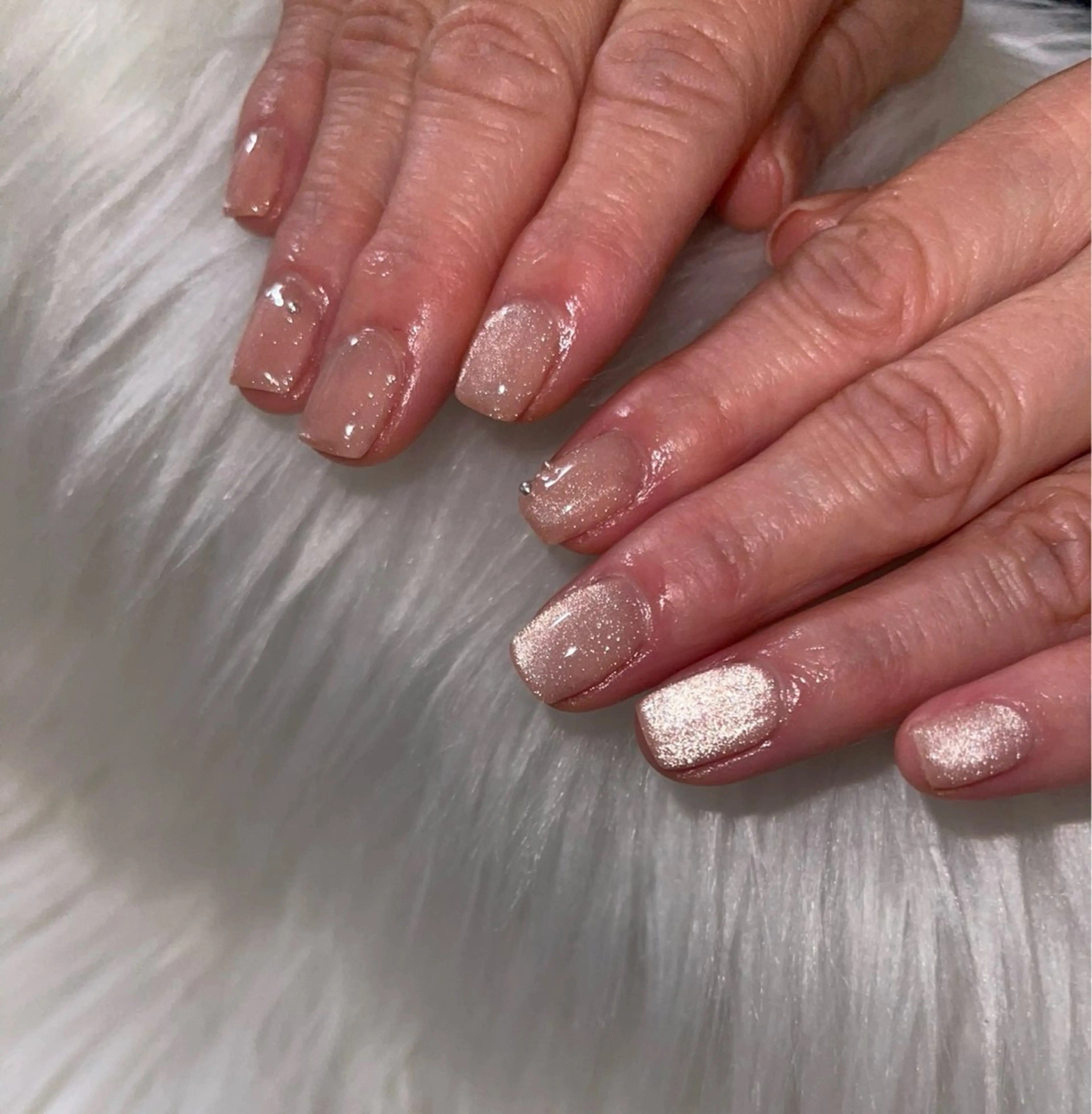 ネイル マグネットネイル マグネットワンカラー ワンカラーネイル nail salon hoLLyhockのネイルデザイン