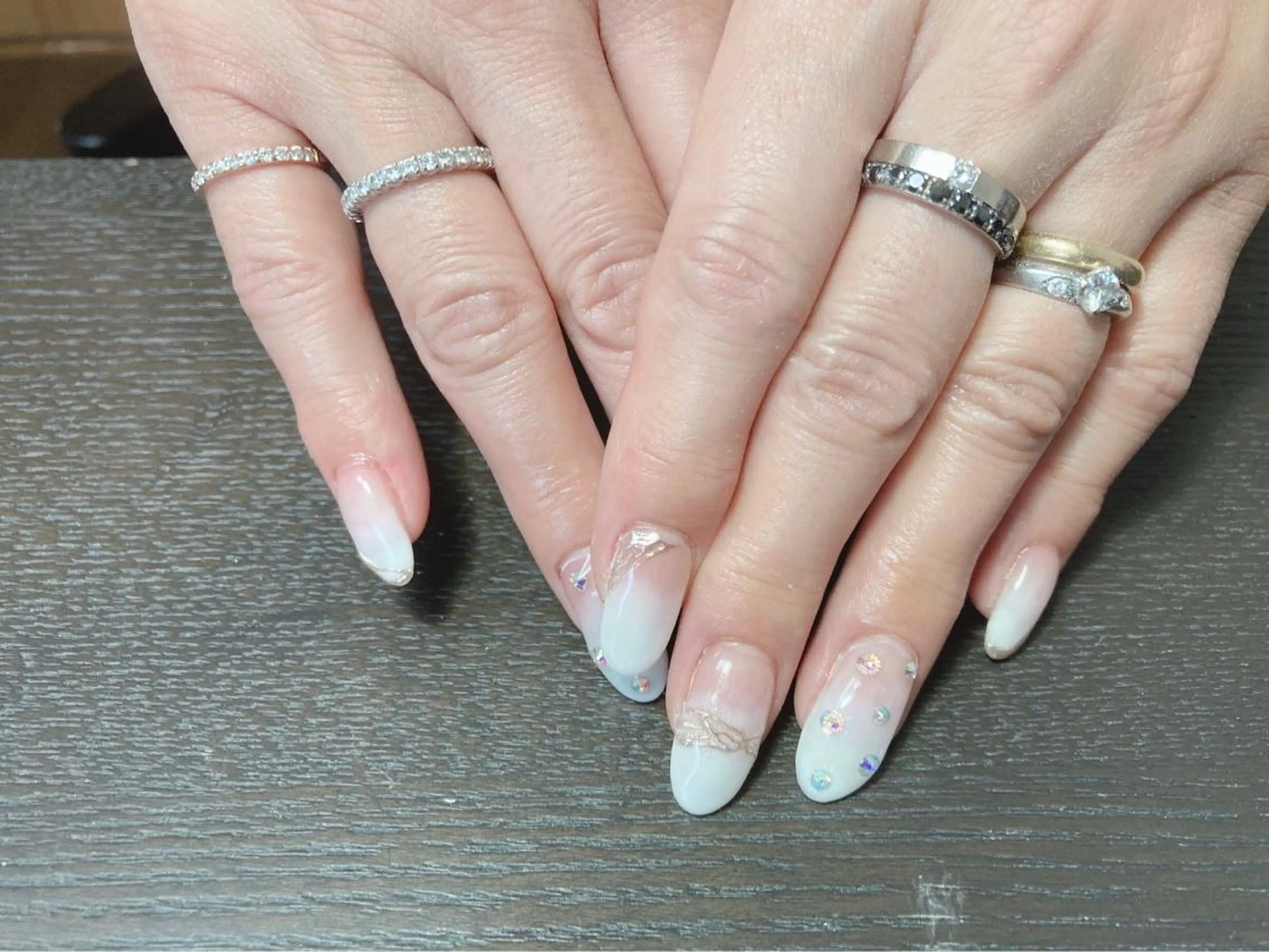 ネイル ハンドネイル 高山 歩美のネイルデザイン