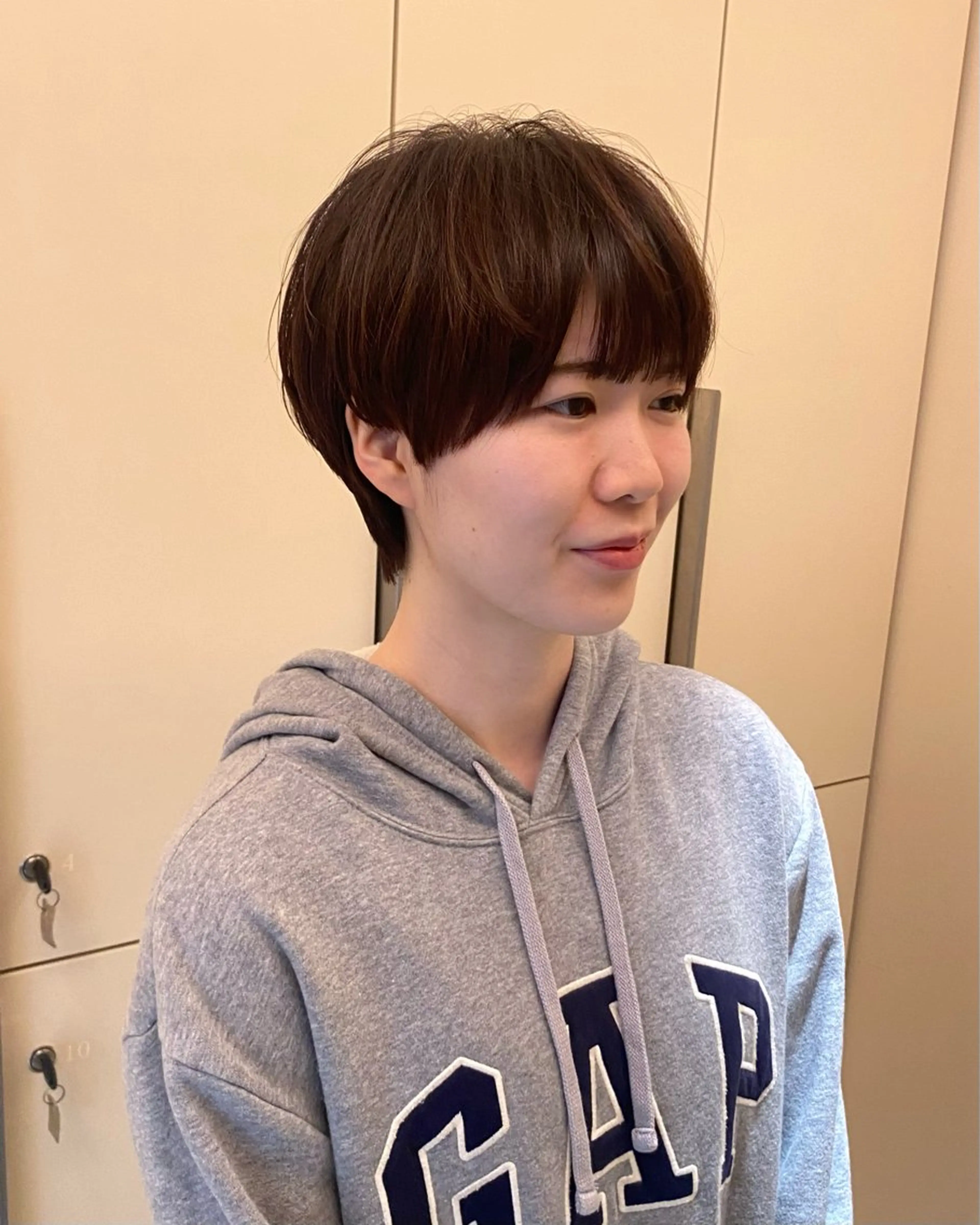 ショート カラー 艶感/ナチュラル 🩵amiのヘアスタイル