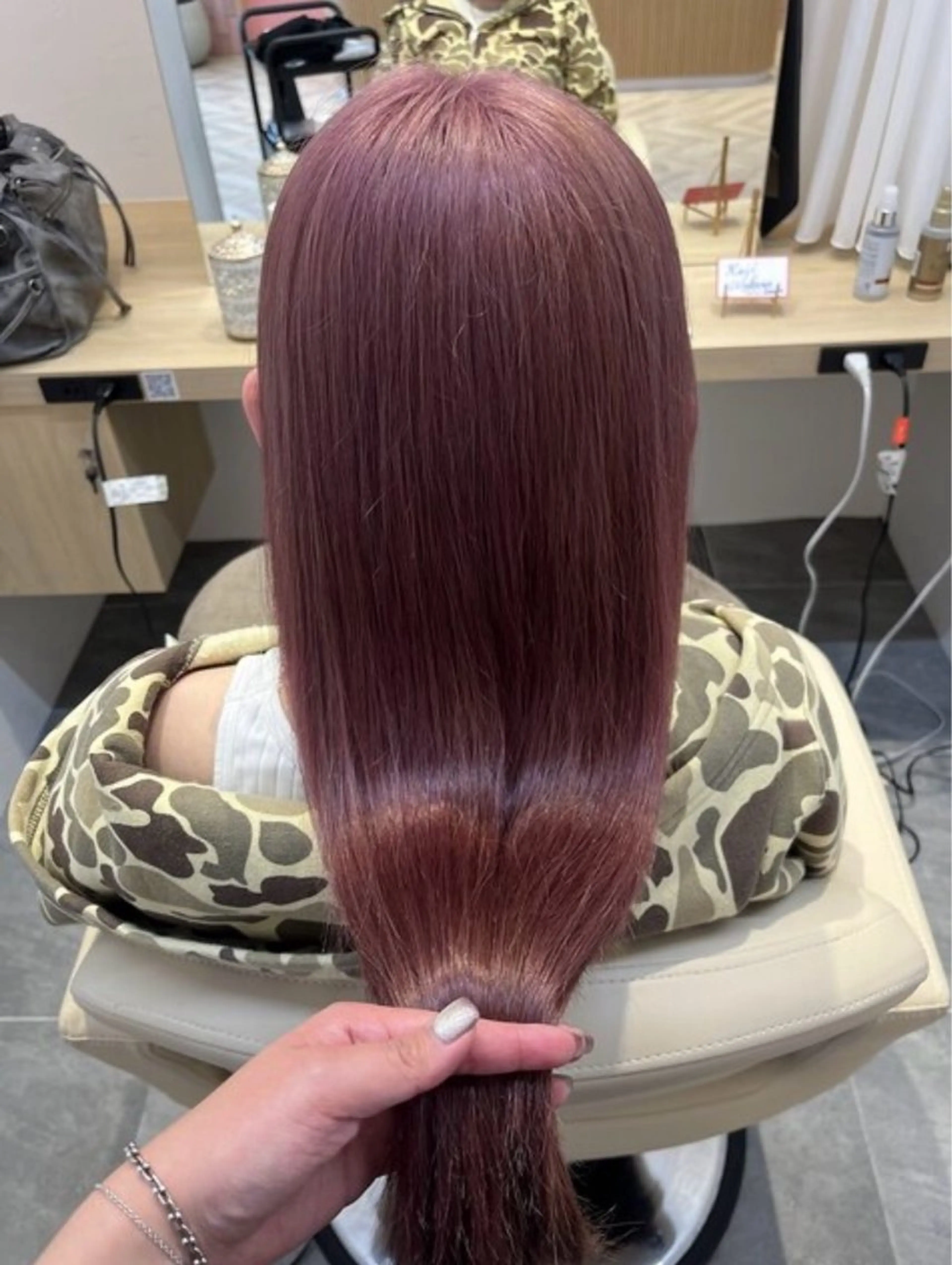 ロング カラー カット ヘアカラー トリートメント くびれヘア/髪質改善 はるのヘアスタイル