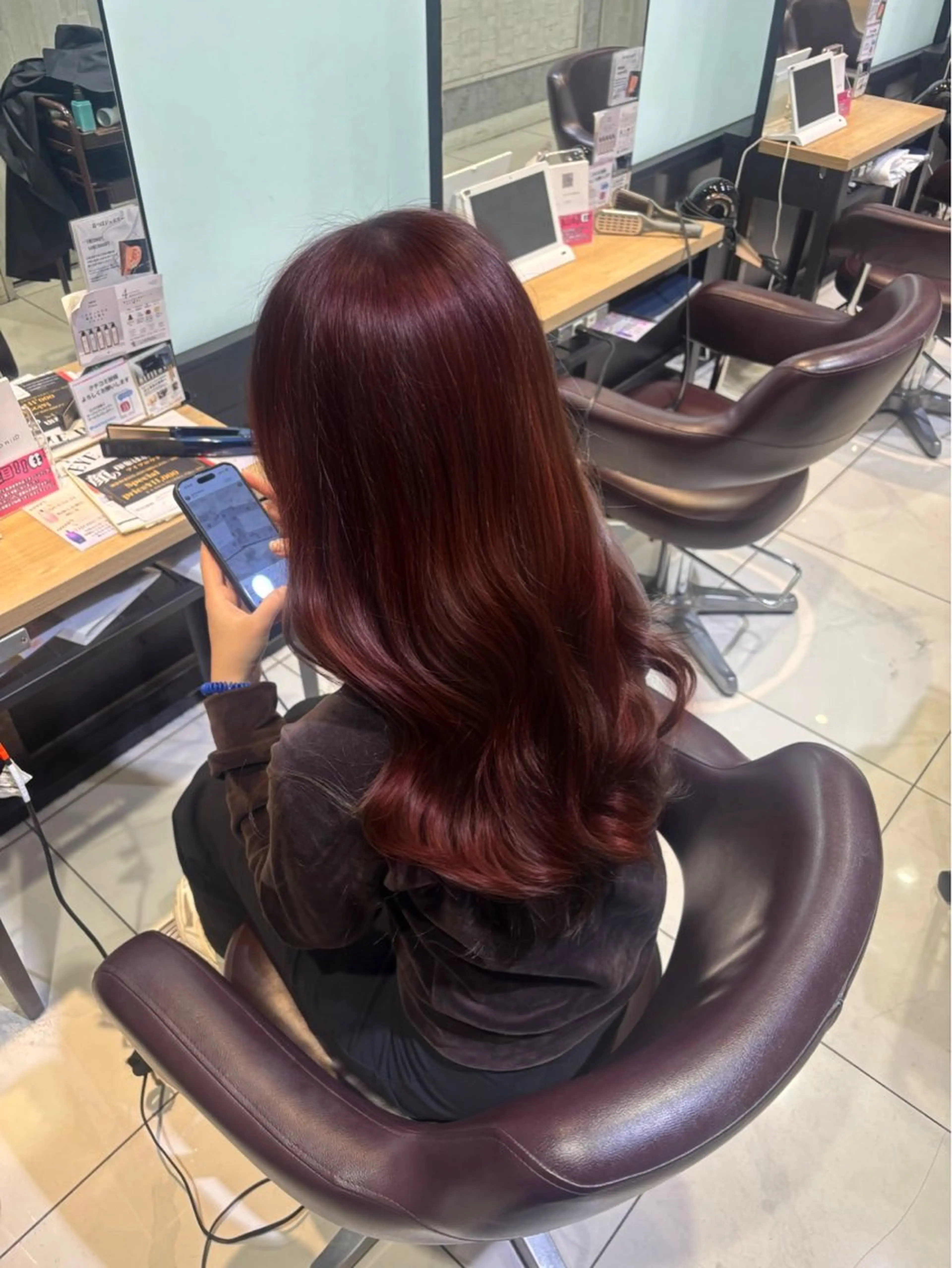 ロング カラー ヘアカラー 🍒🫧艶カラー 🍒️🫧Kyaraのヘアスタイル