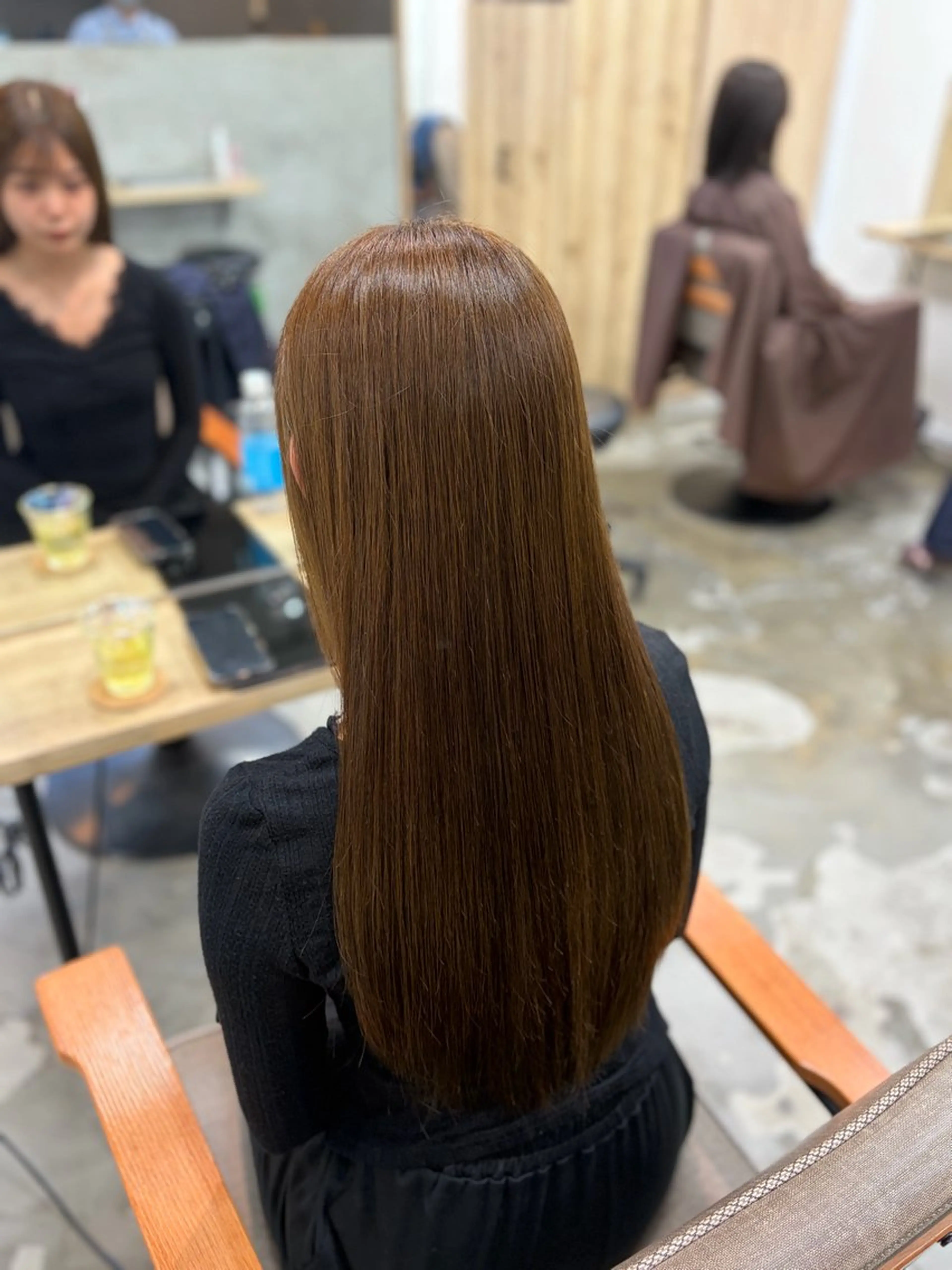 ロング カラー ブラウンカラー ヘアカラー YUWAのヘアスタイル