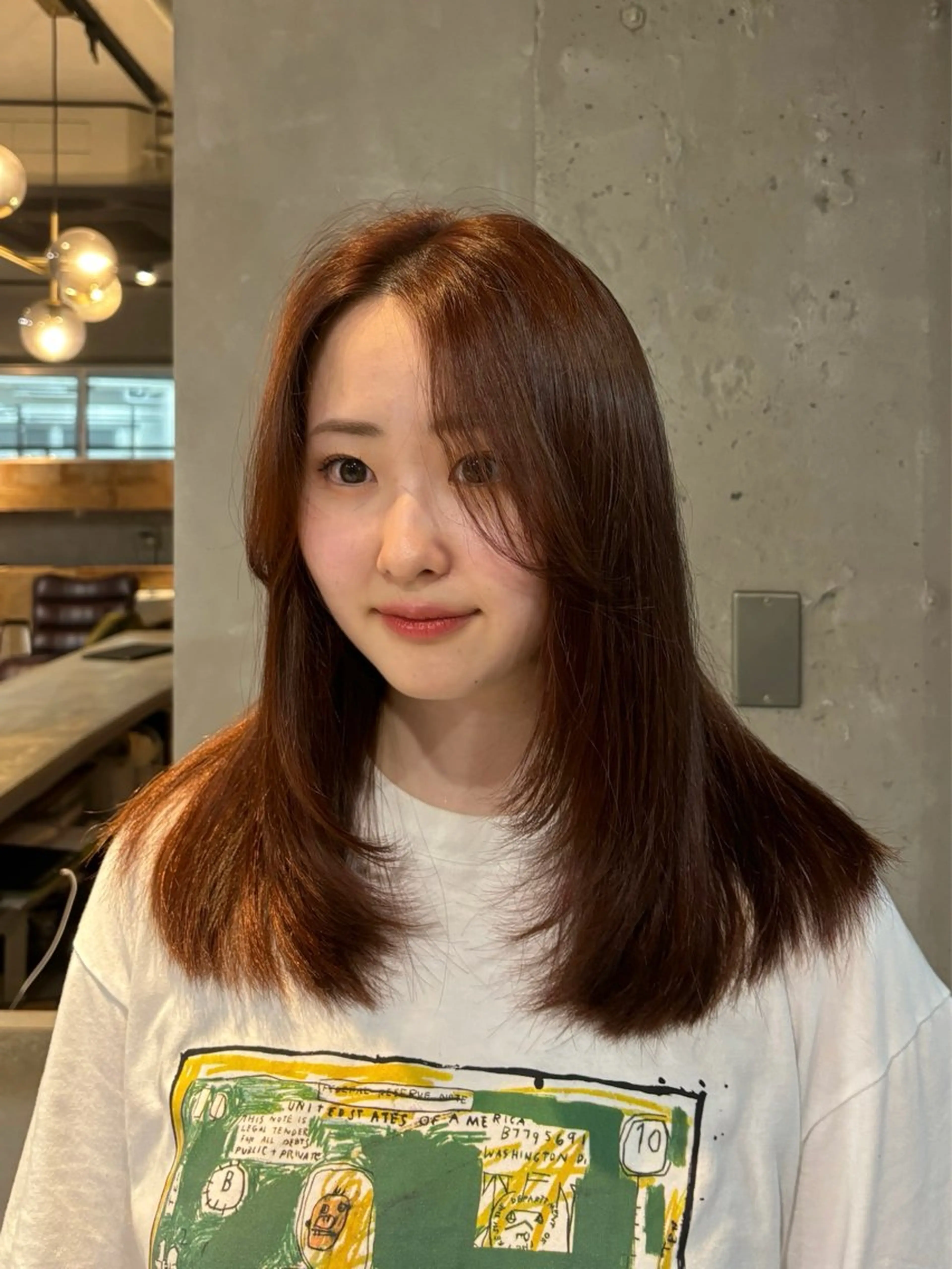 セミロング レイヤーカット 岩間 ゆいこのヘアスタイル