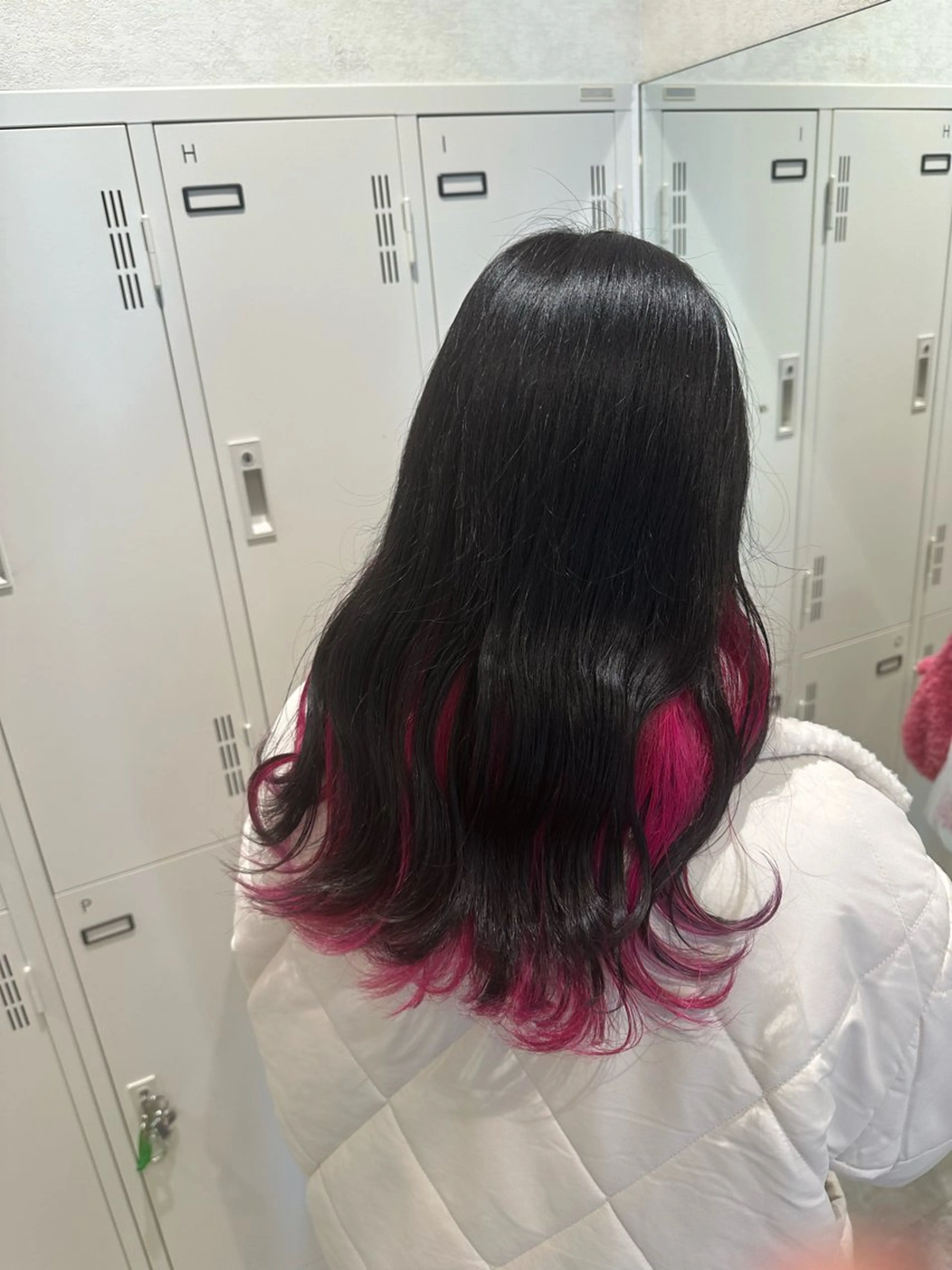 ロング カラー ブリーチ ケアブリーチ ダブルカラー イヤリングカラー ハイトーンカラー ヘアカラー シールエクステ/ ブリーチカラーのヘアスタイル