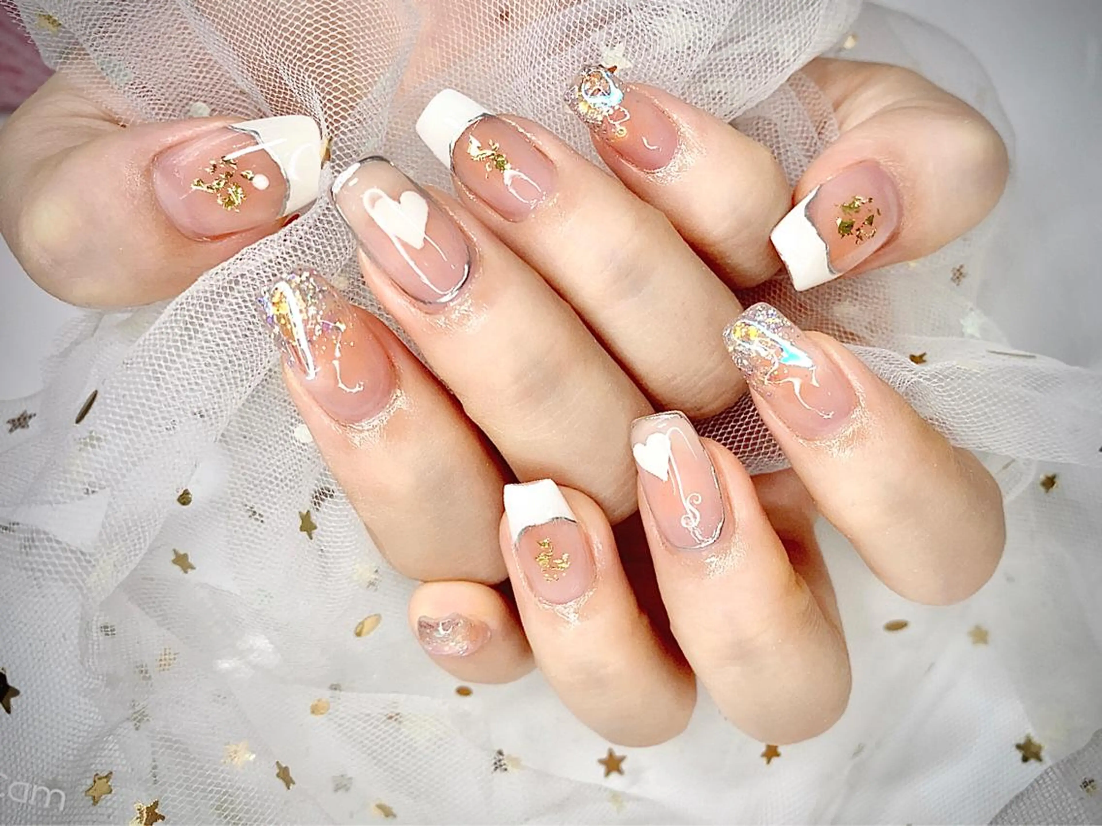 ネイル I-nailロング /ワンホン/キラキラのネイルデザイン