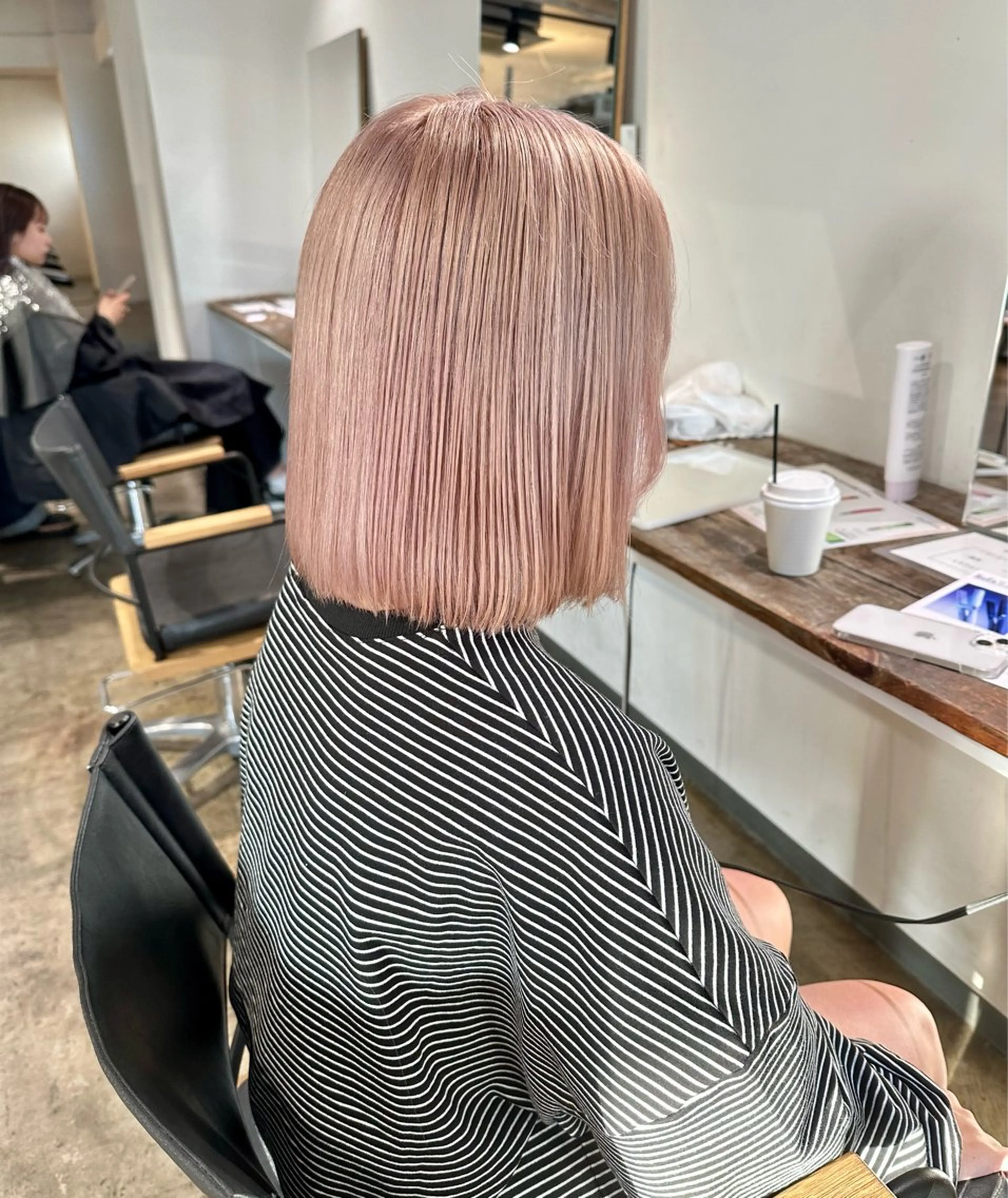 ミディアム カラー ヘアカラー トリートメント ヘアセット ✨艶ブリーチカラー ✨四ノ宮裕己のヘアスタイル