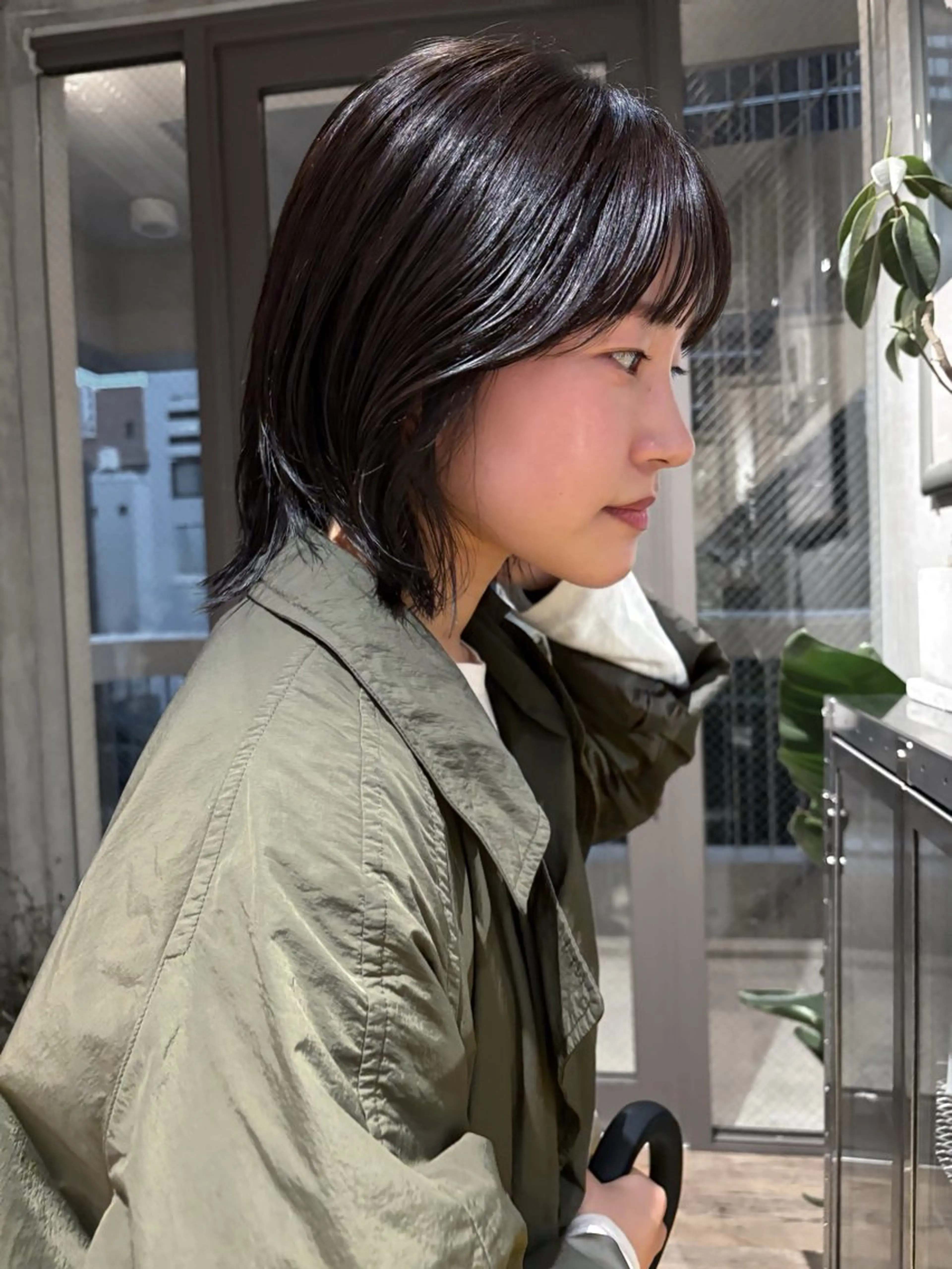 ミディアム レイヤーカット 薄暮 マツイ　レンのヘアスタイル