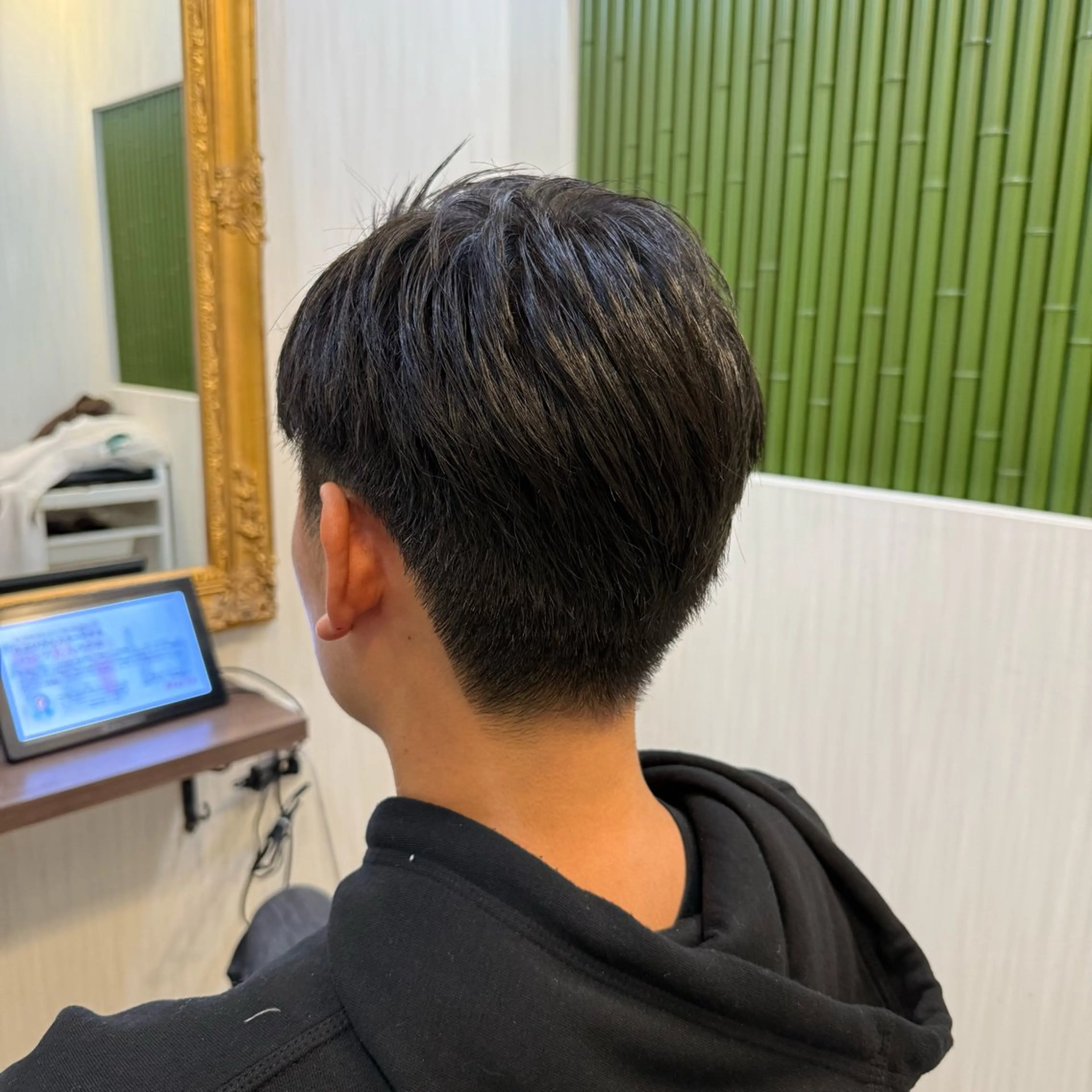 ショート メンズ 矢内 結菜のヘアスタイル