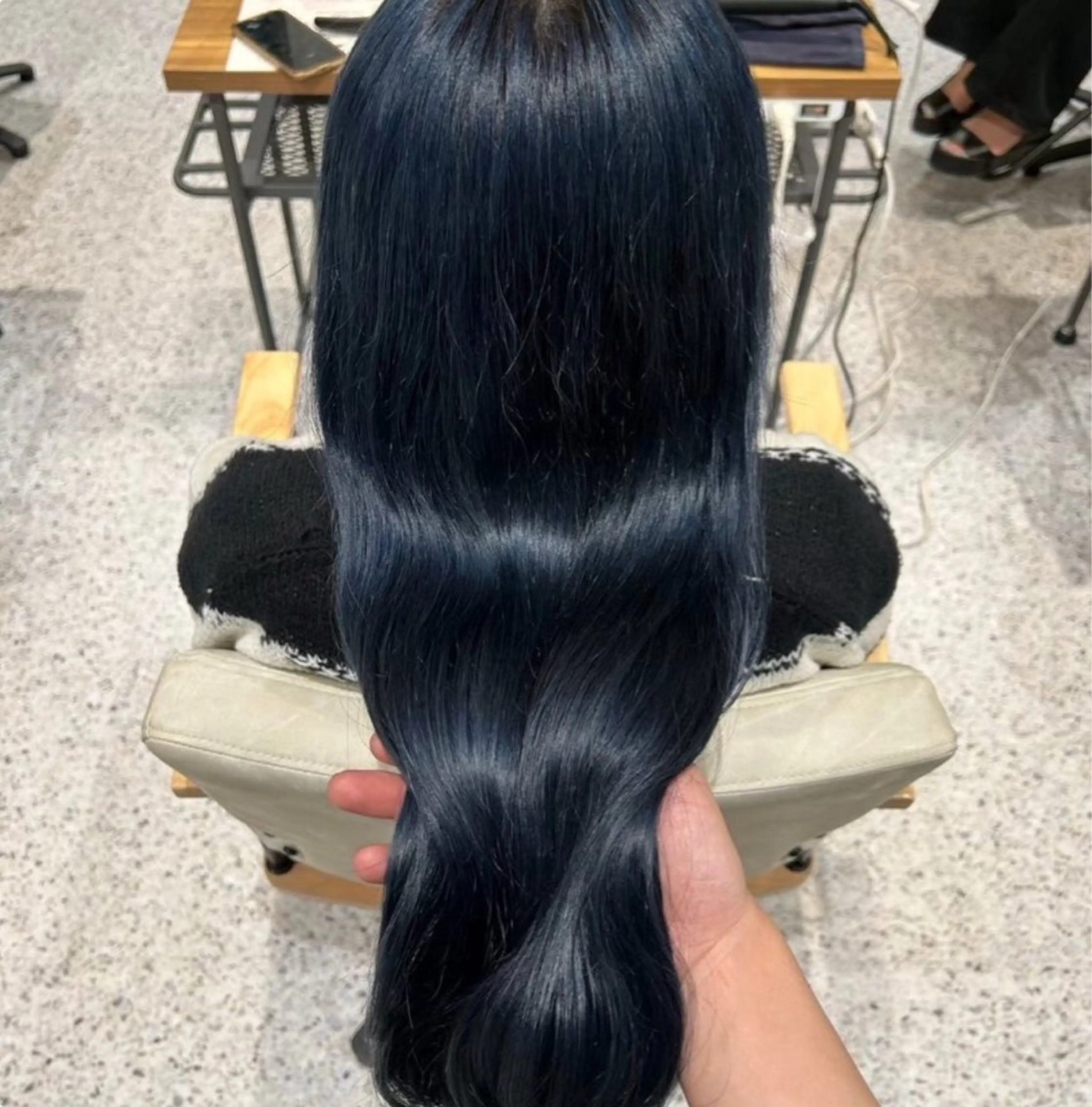 ロング カラー ブルーカラー ブリーチ/マツエク 𝓡𝓲𝓷🫧のマツエク・マツパデザイン